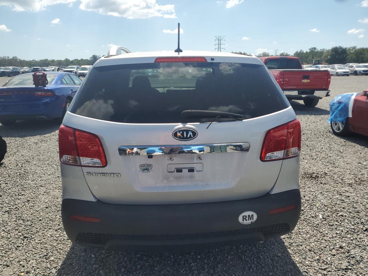 2013 Kia Sorento Lx Silver vin: 5XYKT4A68DG414735