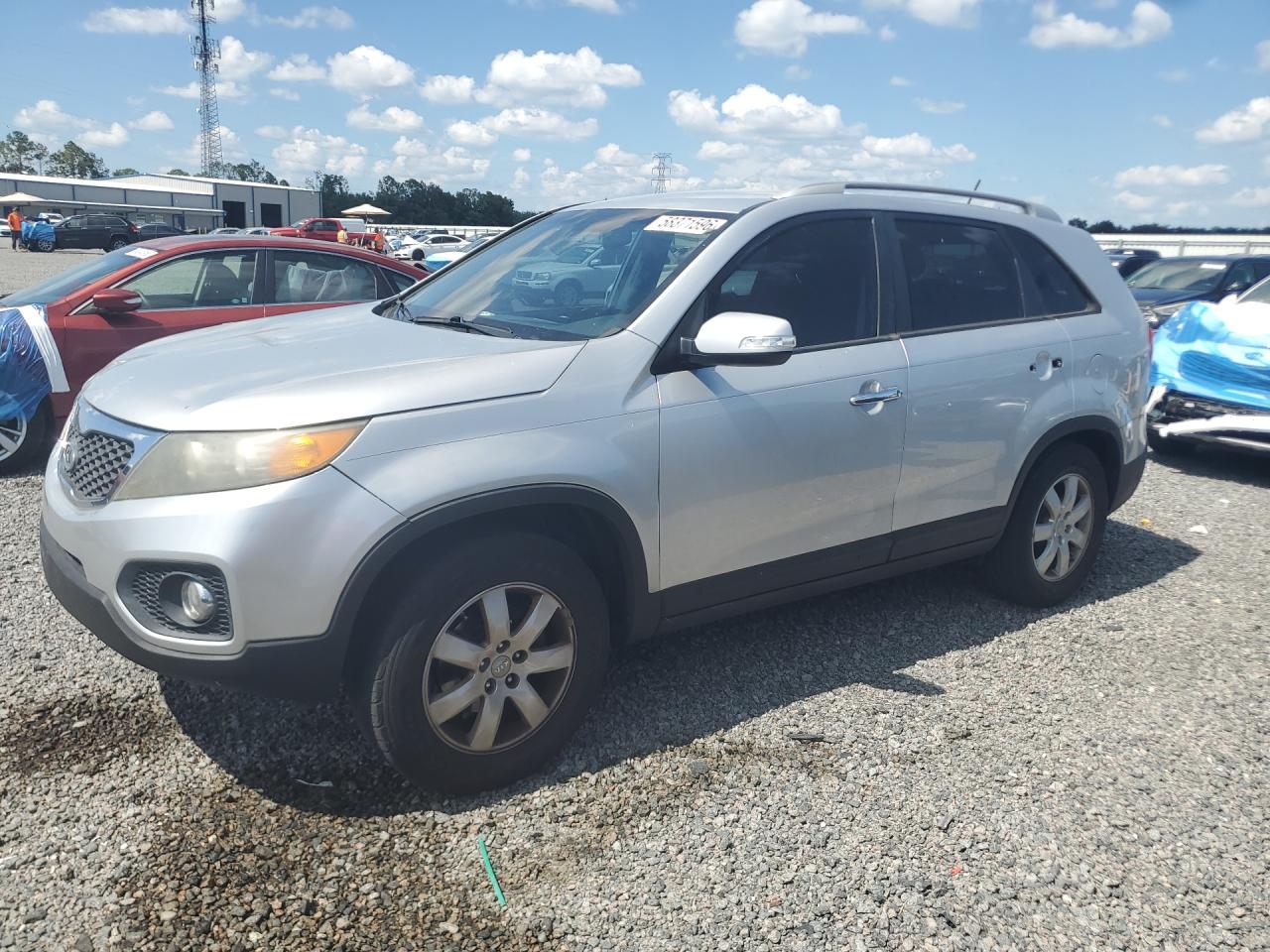 2013 Kia Sorento Lx Серебряный vin: 5XYKT4A68DG414735