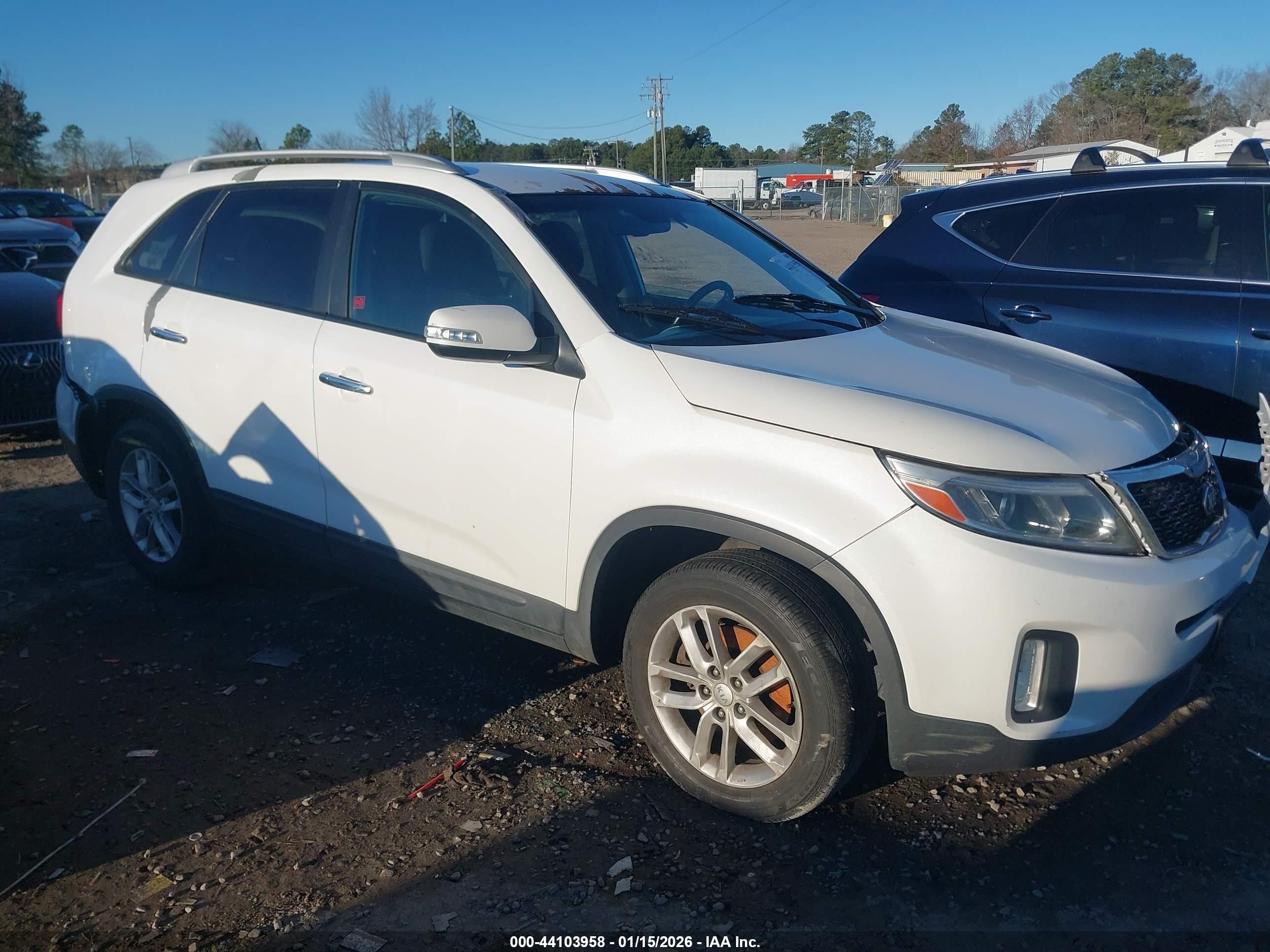 2014 Kia Sorento Lx Белый vin: 5XYKT4A68EG468005