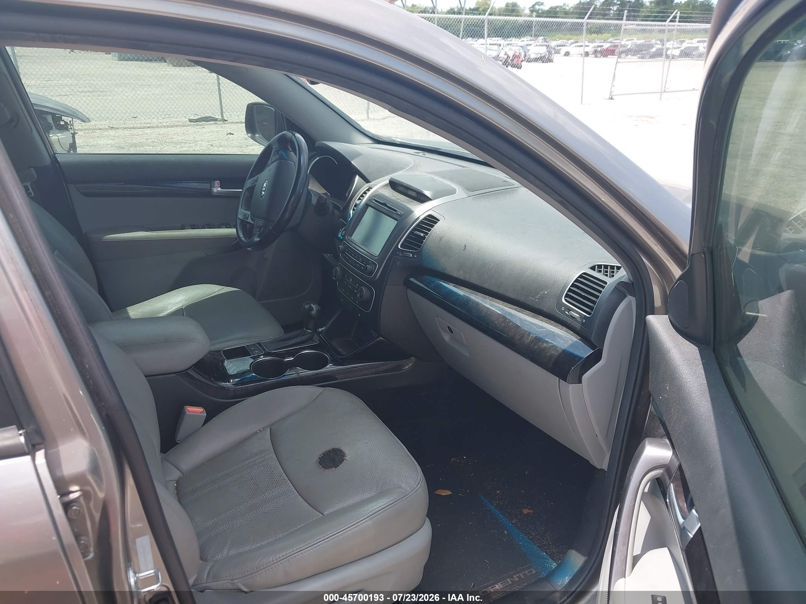 2014 Kia Sorento Lx Tan vin: 5XYKT4A68EG500208