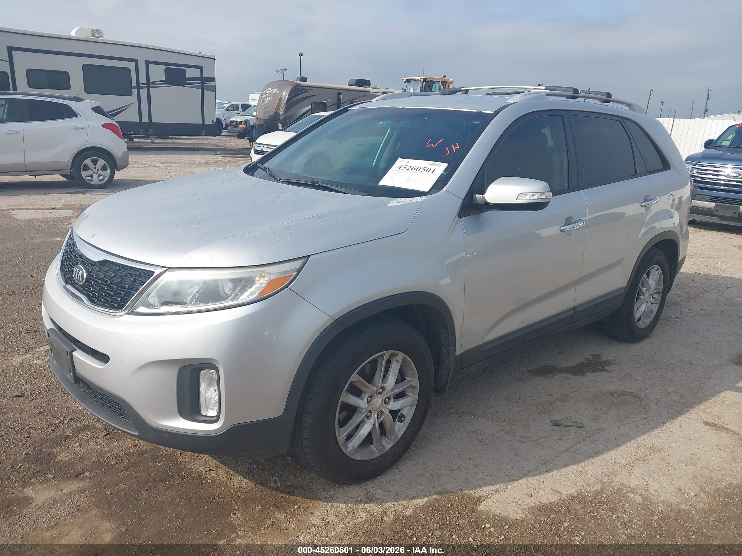 2014 Kia Sorento Lx Silver vin: 5XYKT4A68EG506753