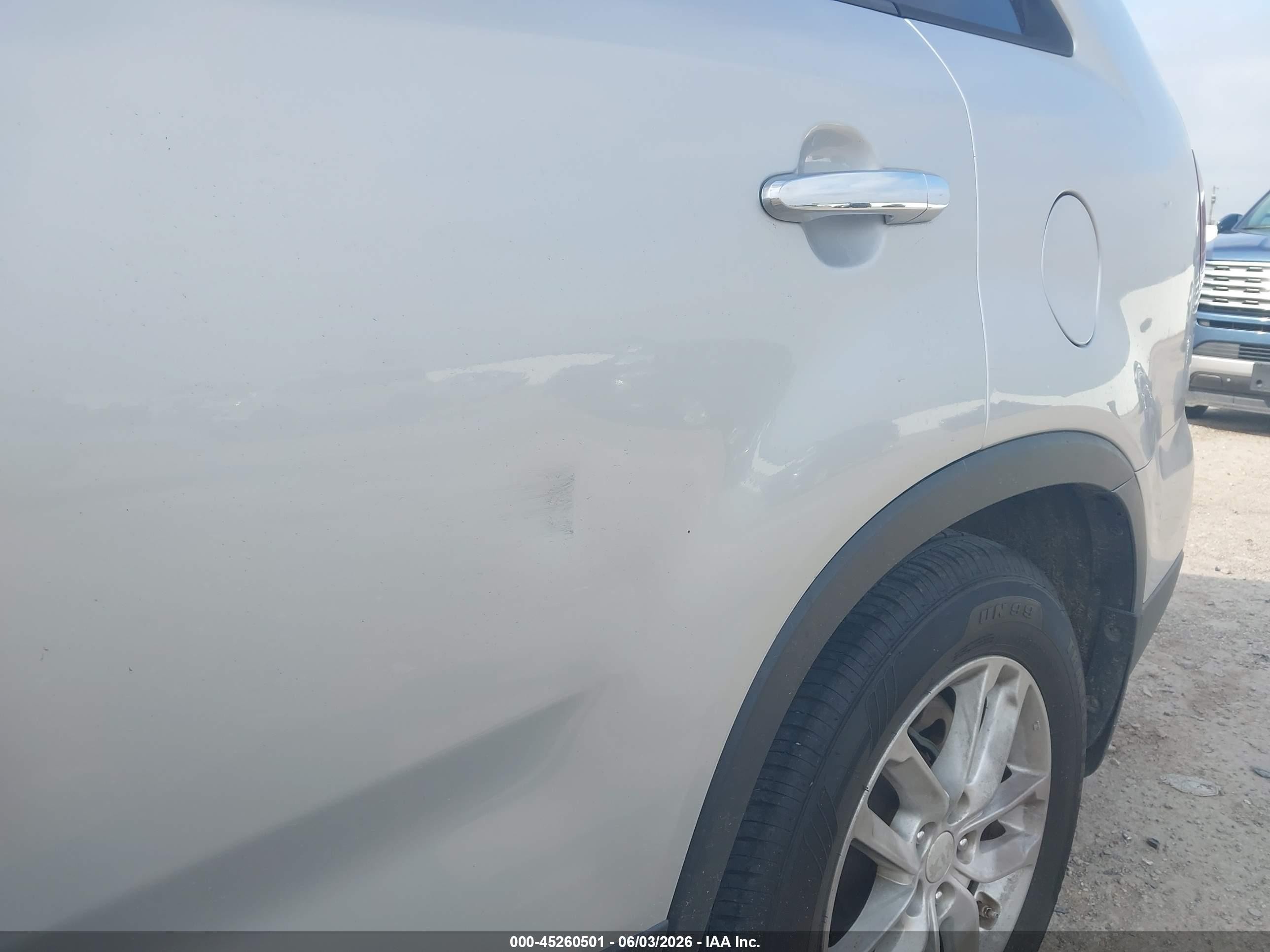 2014 Kia Sorento Lx Silver vin: 5XYKT4A68EG506753