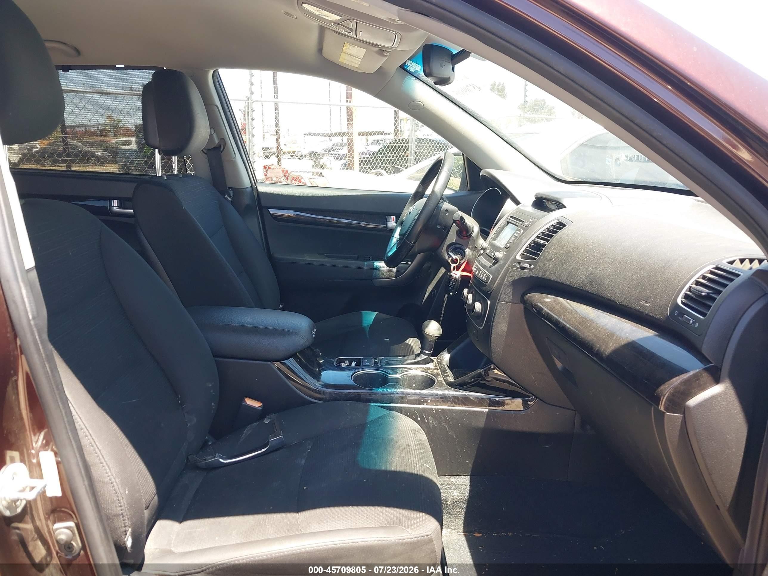 2015 Kia Sorento Lx Burgundy vin: 5XYKT4A68FG631530