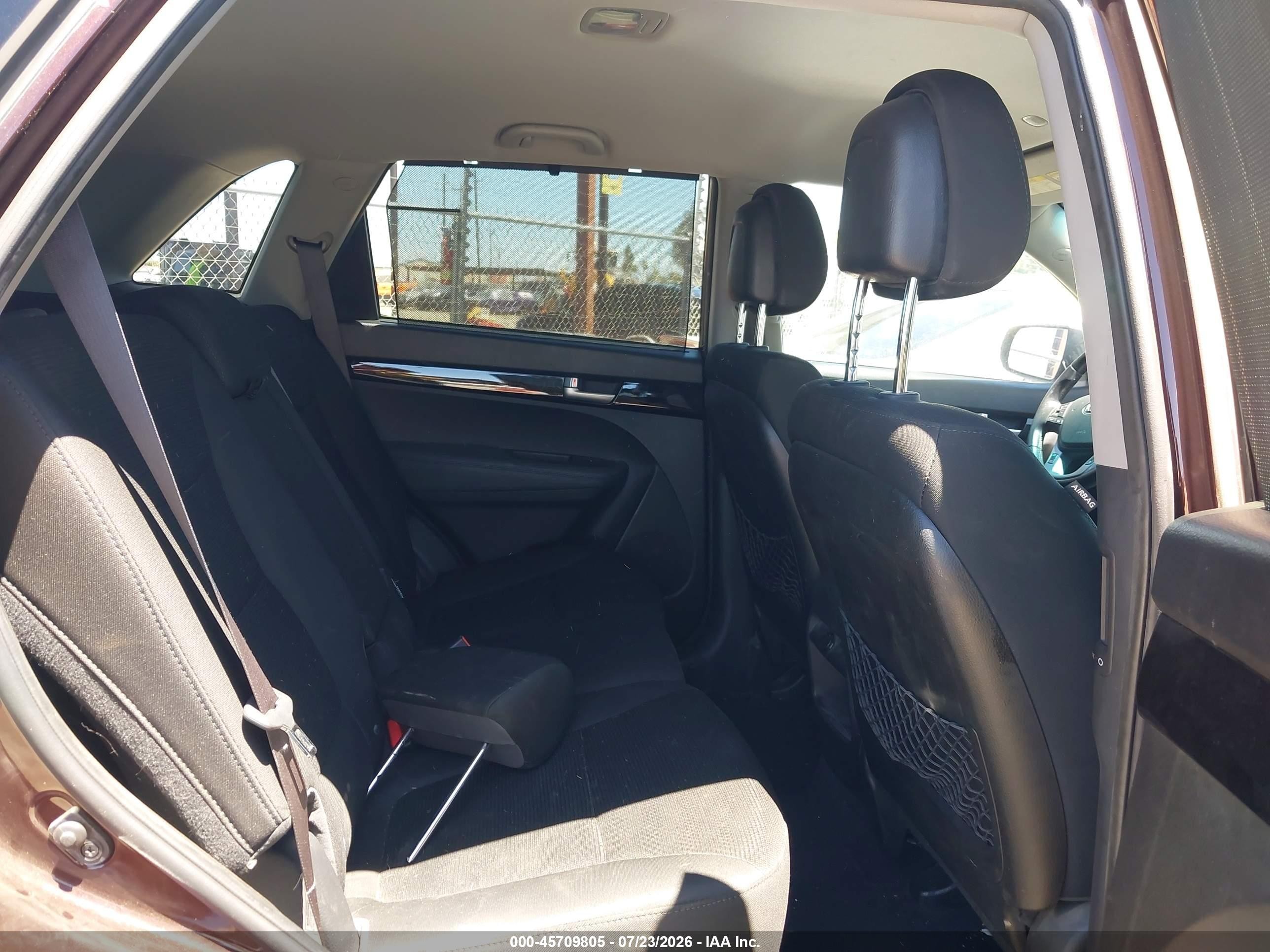 2015 Kia Sorento Lx Burgundy vin: 5XYKT4A68FG631530