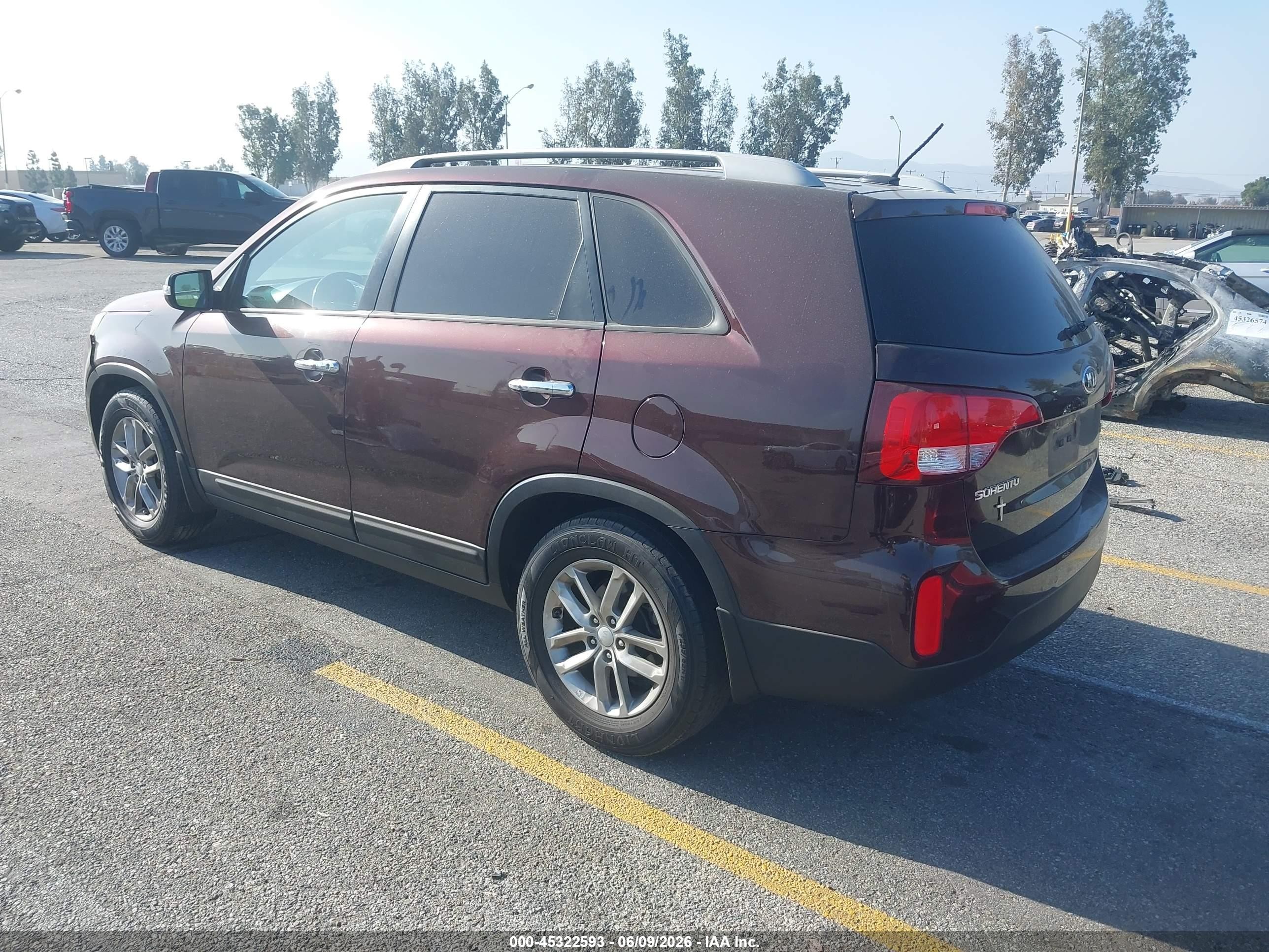 2015 Kia Sorento Lx Burgundy vin: 5XYKT4A68FG641989