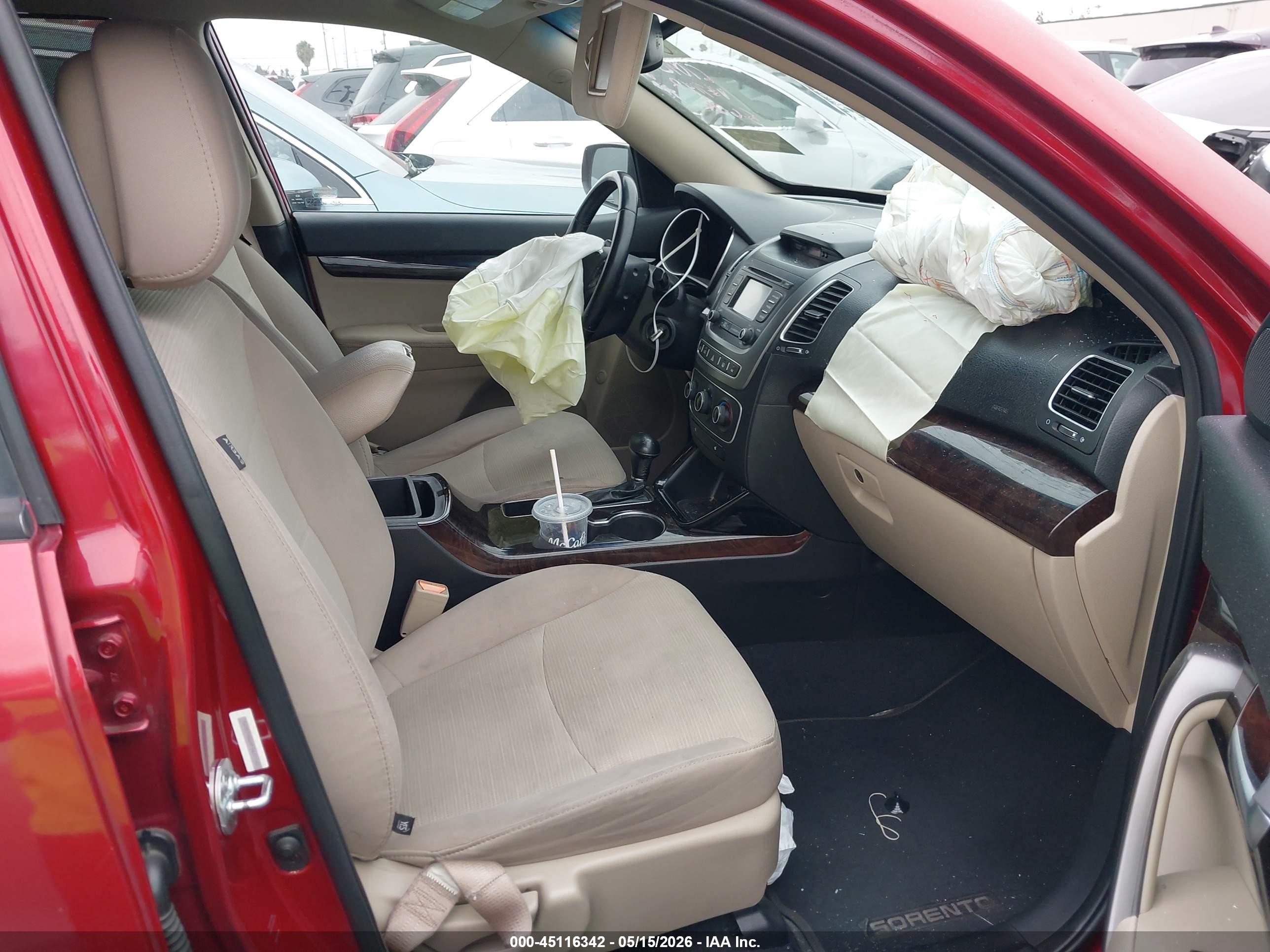 2015 Kia Sorento Lx Red vin: 5XYKT4A68FG657142