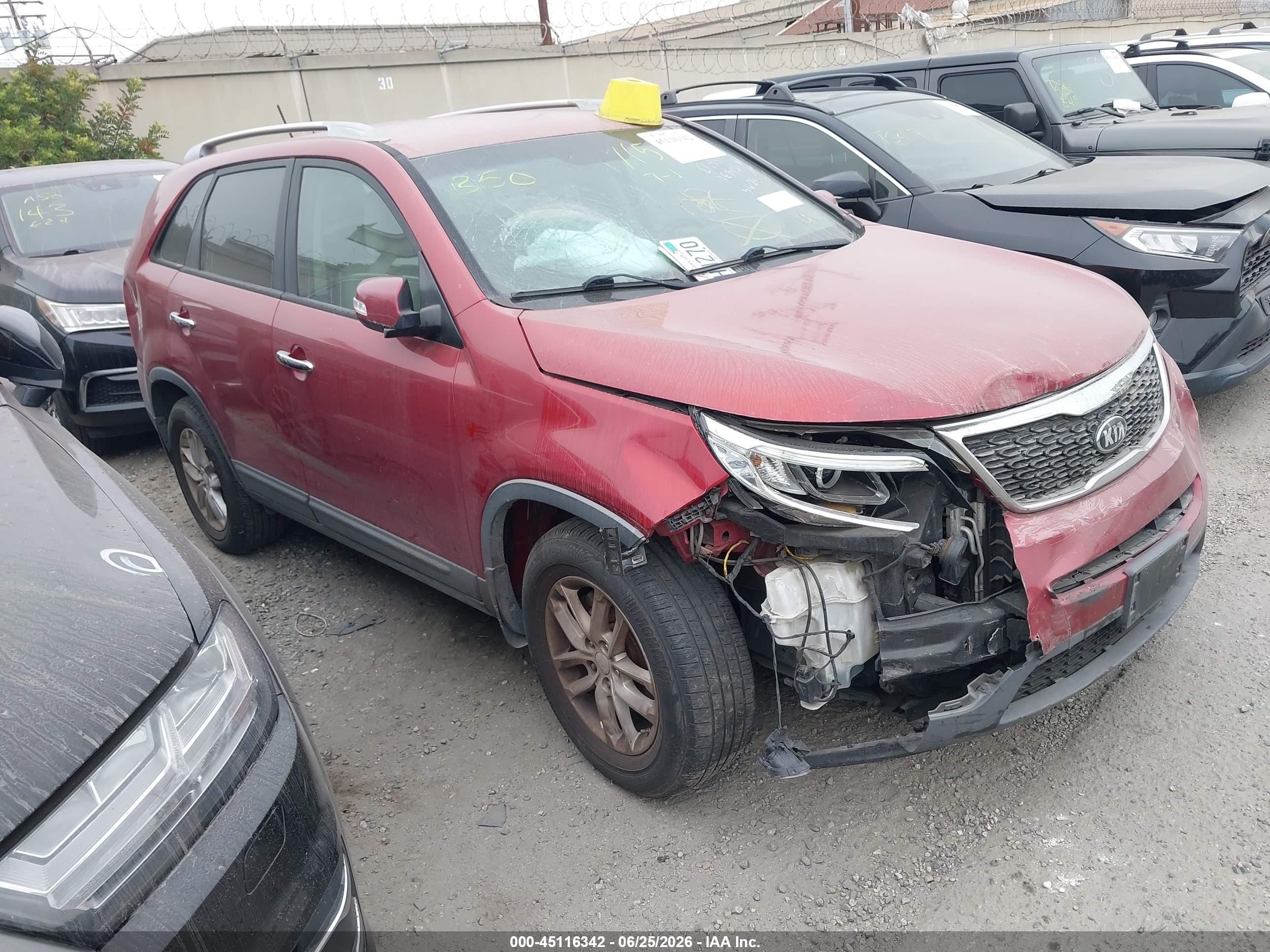 2015 Kia Sorento Lx Red vin: 5XYKT4A68FG657142