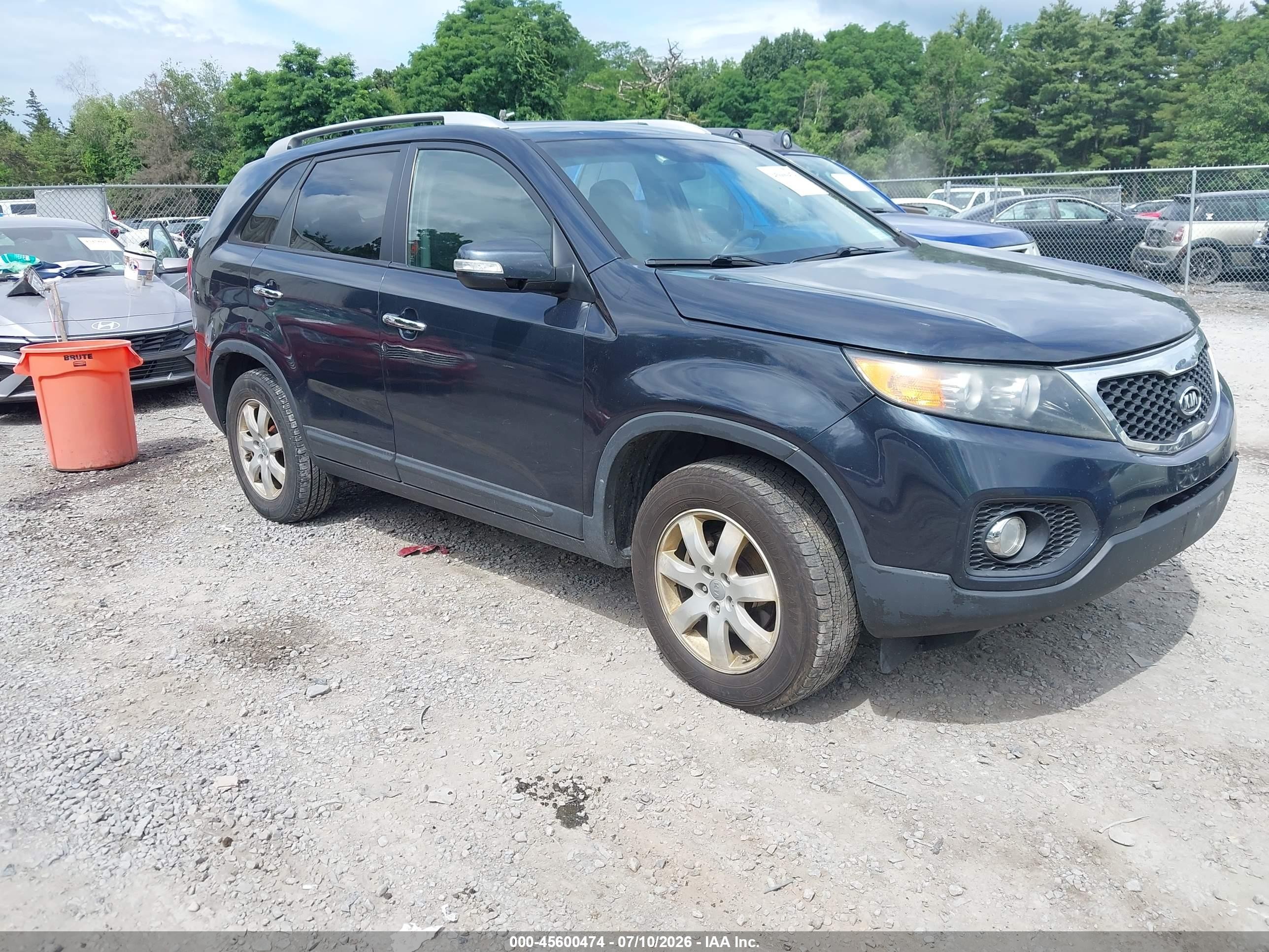 2013 Kia Sorento Lx Blue vin: 5XYKT4A69DG334165