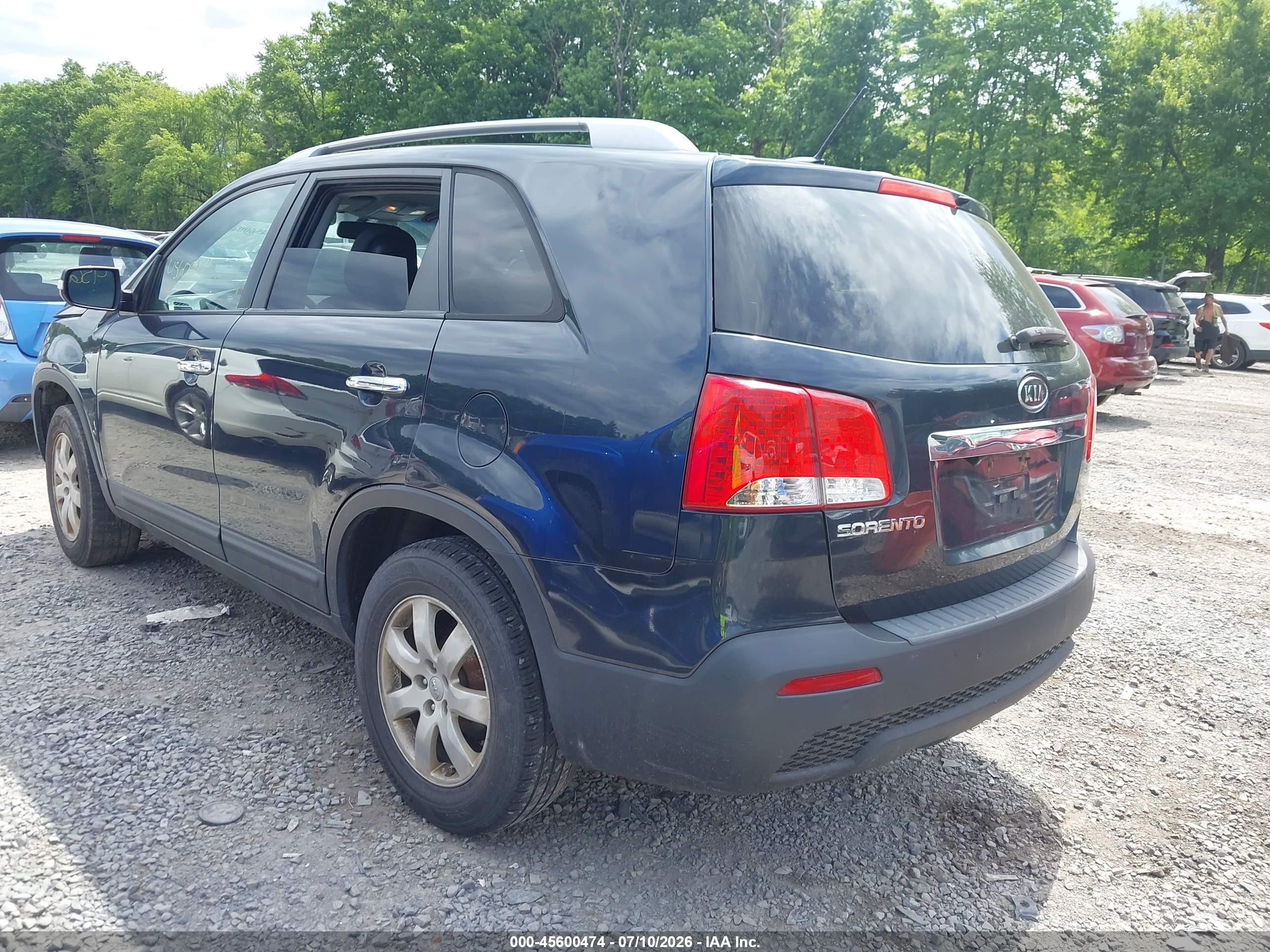 2013 Kia Sorento Lx Blue vin: 5XYKT4A69DG334165