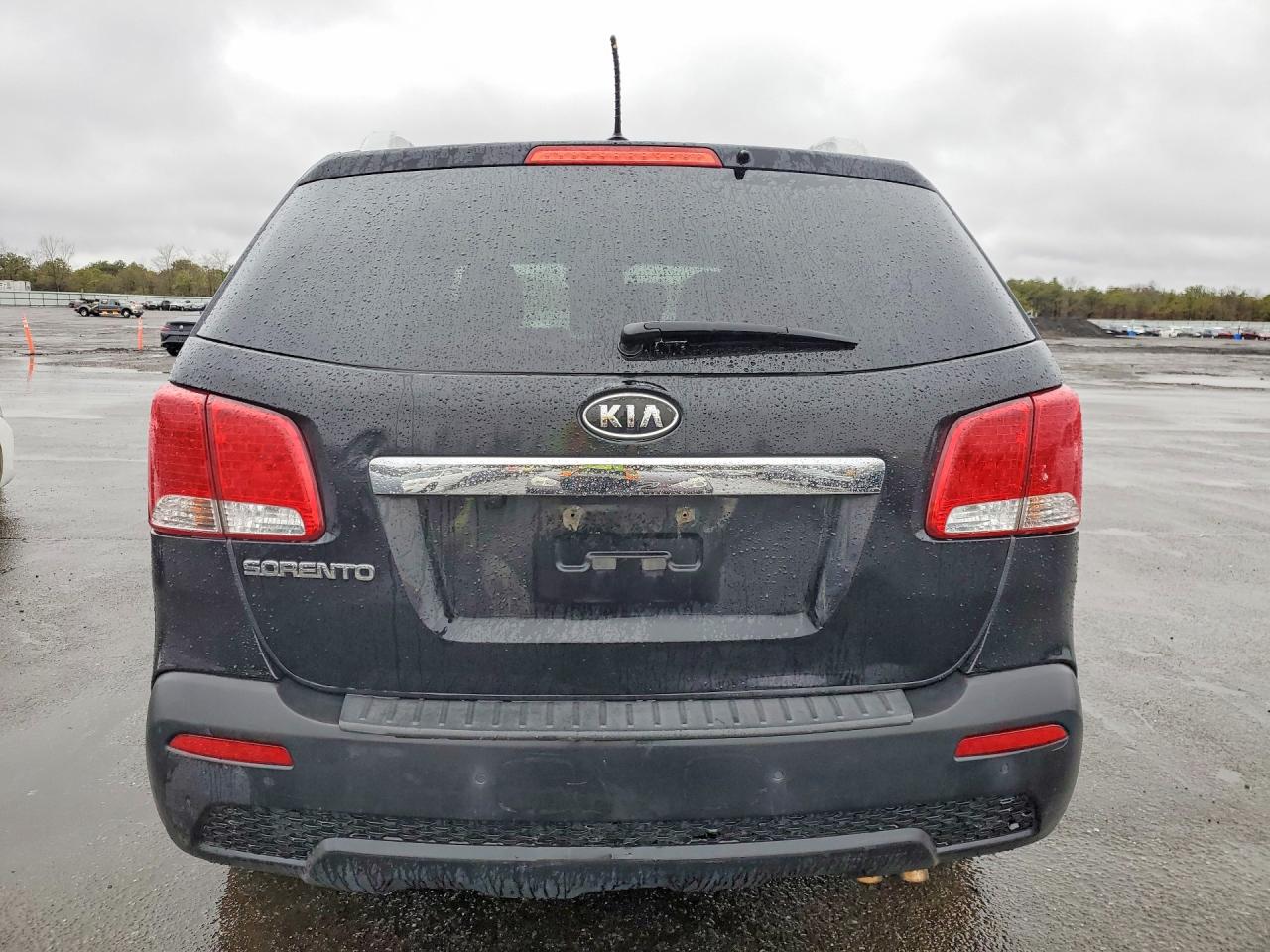 2013 Kia Sorento Lx Черный vin: 5XYKT4A69DG398951