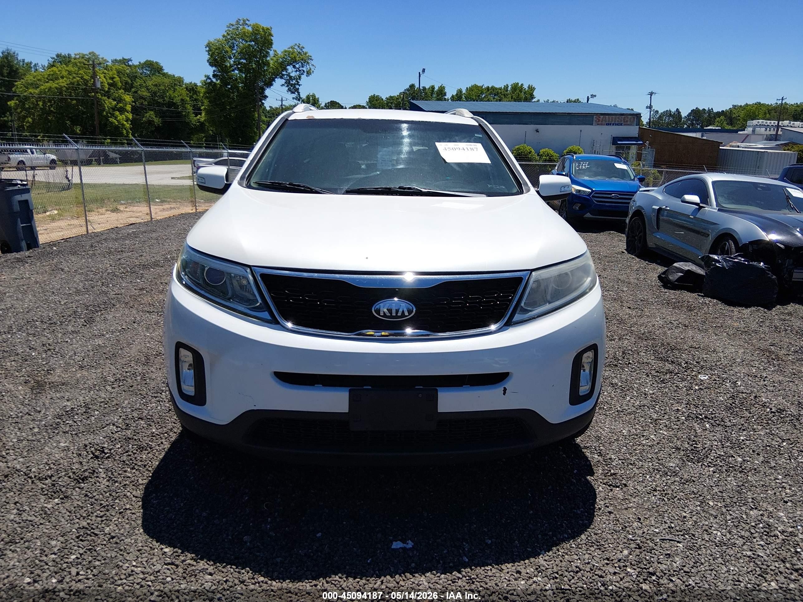 2014 Kia Sorento Lx Белый vin: 5XYKT4A69EG466411