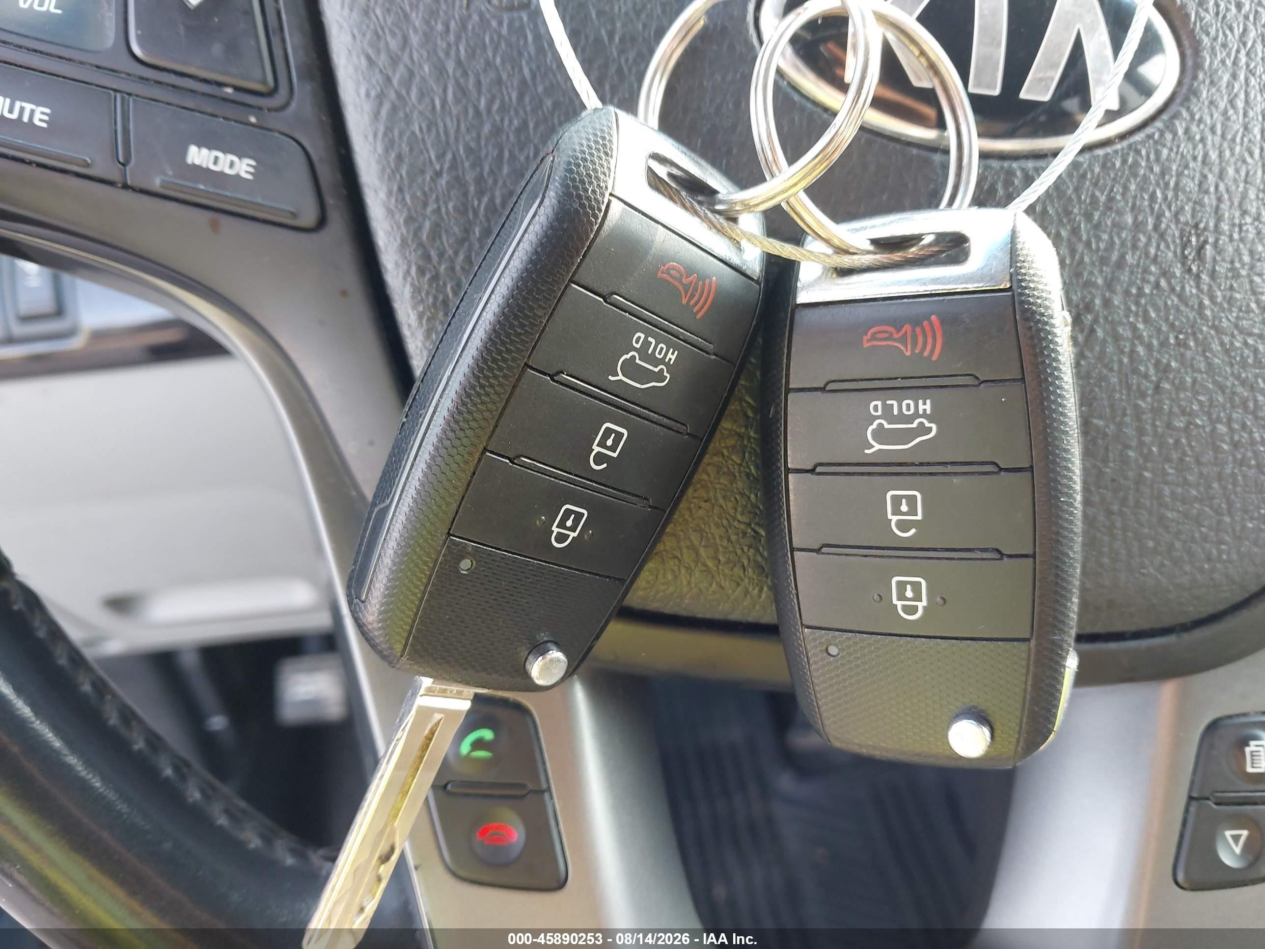 2014 Kia Sorento Lx Blue vin: 5XYKT4A69EG525540