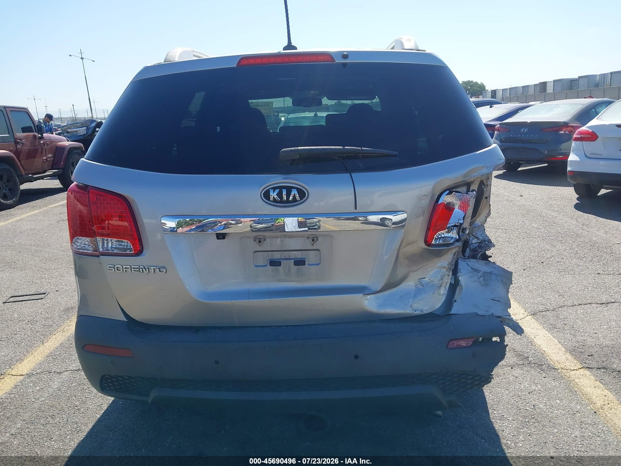 2013 Kia Sorento Lx Silver vin: 5XYKT4A6XDG424439