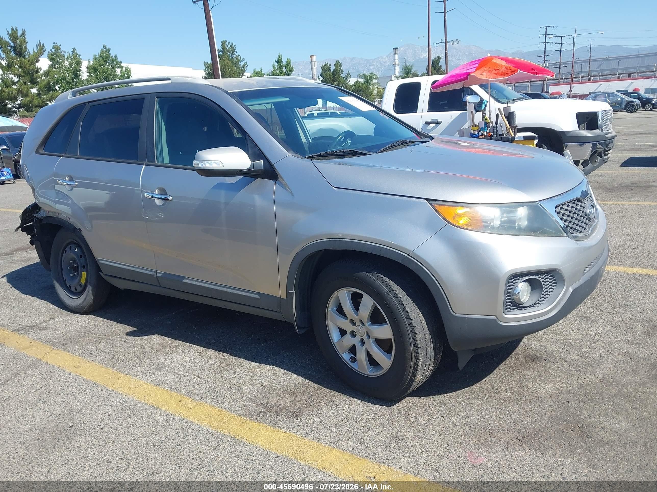 2013 Kia Sorento Lx Silver vin: 5XYKT4A6XDG424439