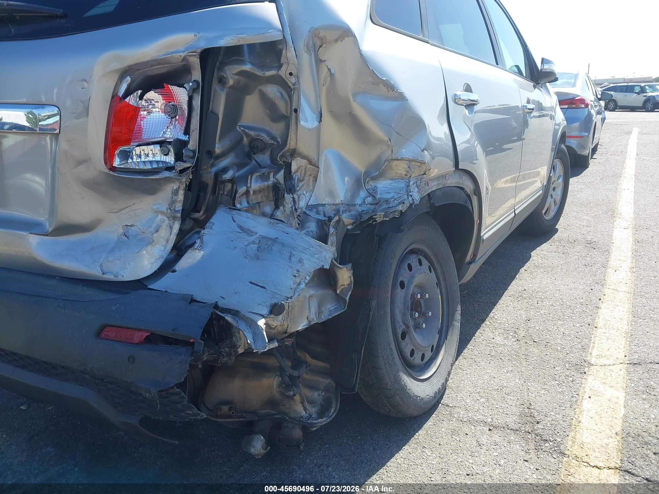 2013 Kia Sorento Lx Silver vin: 5XYKT4A6XDG424439