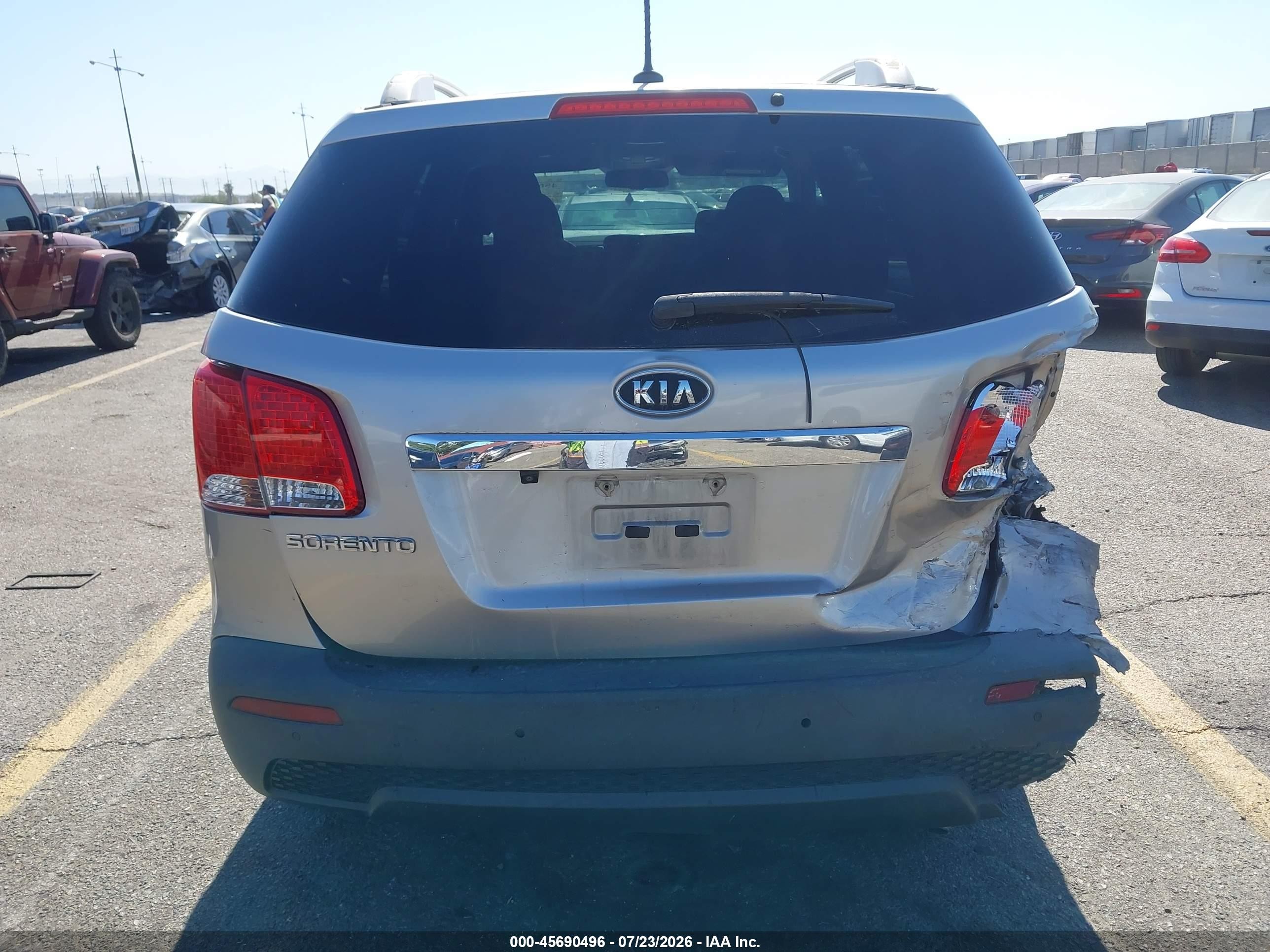 2013 Kia Sorento Lx Silver vin: 5XYKT4A6XDG424439