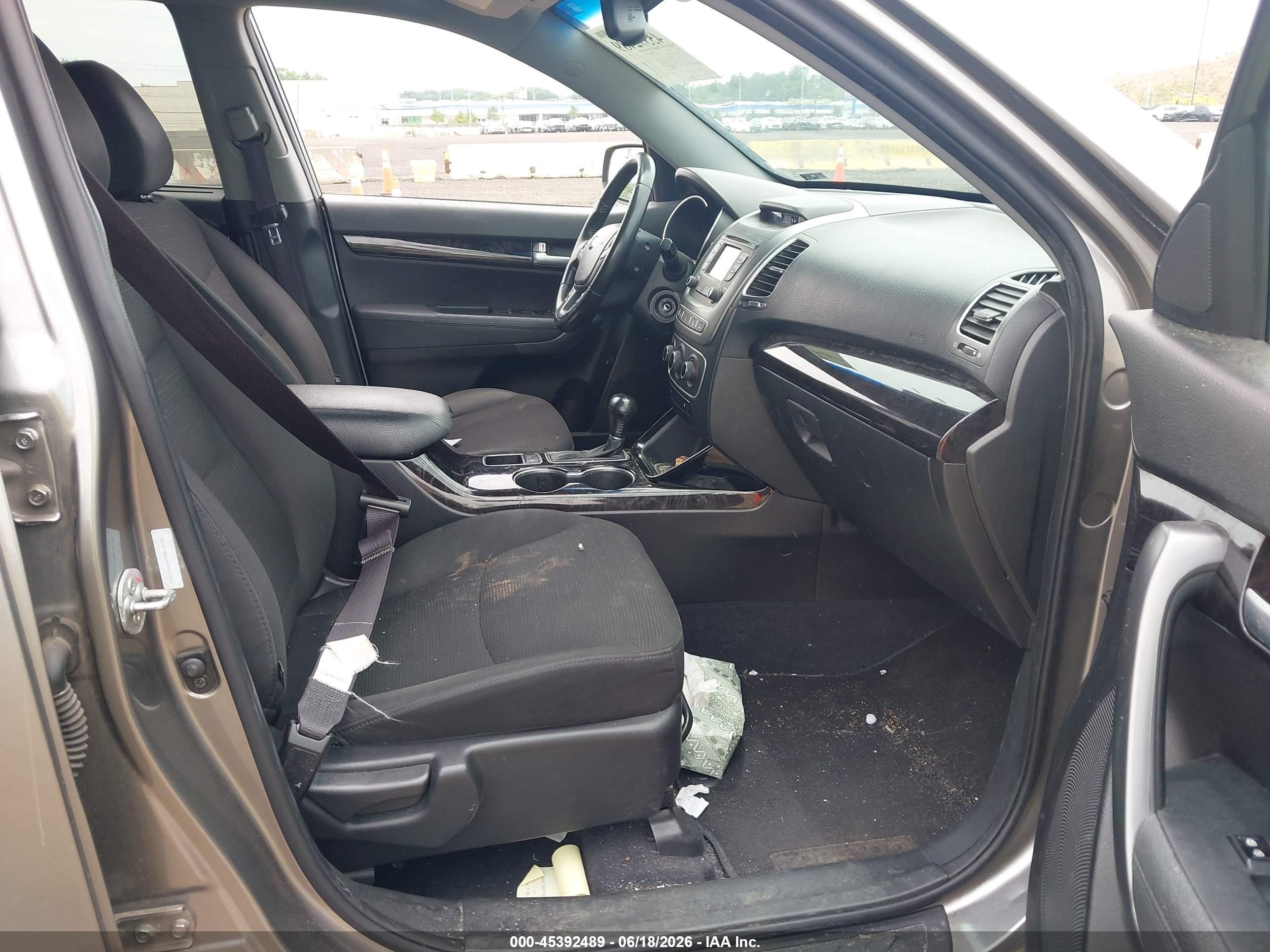 2014 Kia Sorento Lx Silver vin: 5XYKT4A6XEG431909