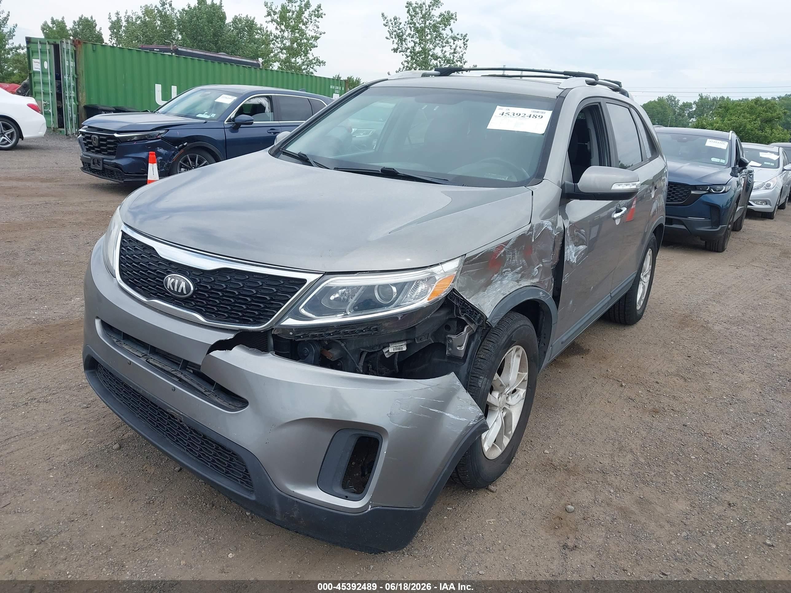 2014 Kia Sorento Lx Silver vin: 5XYKT4A6XEG431909