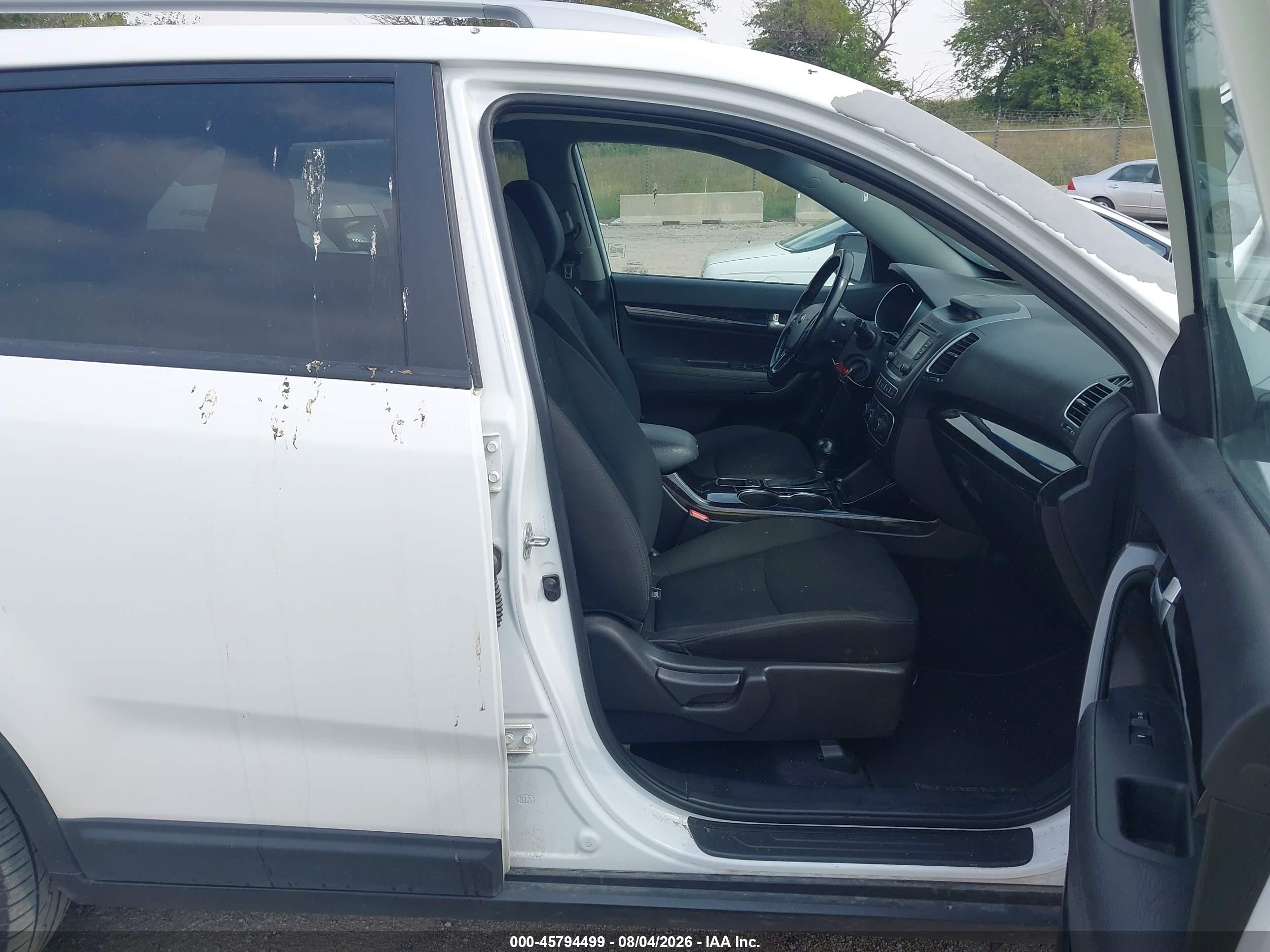 2014 Kia Sorento Lx White vin: 5XYKT4A6XEG485498