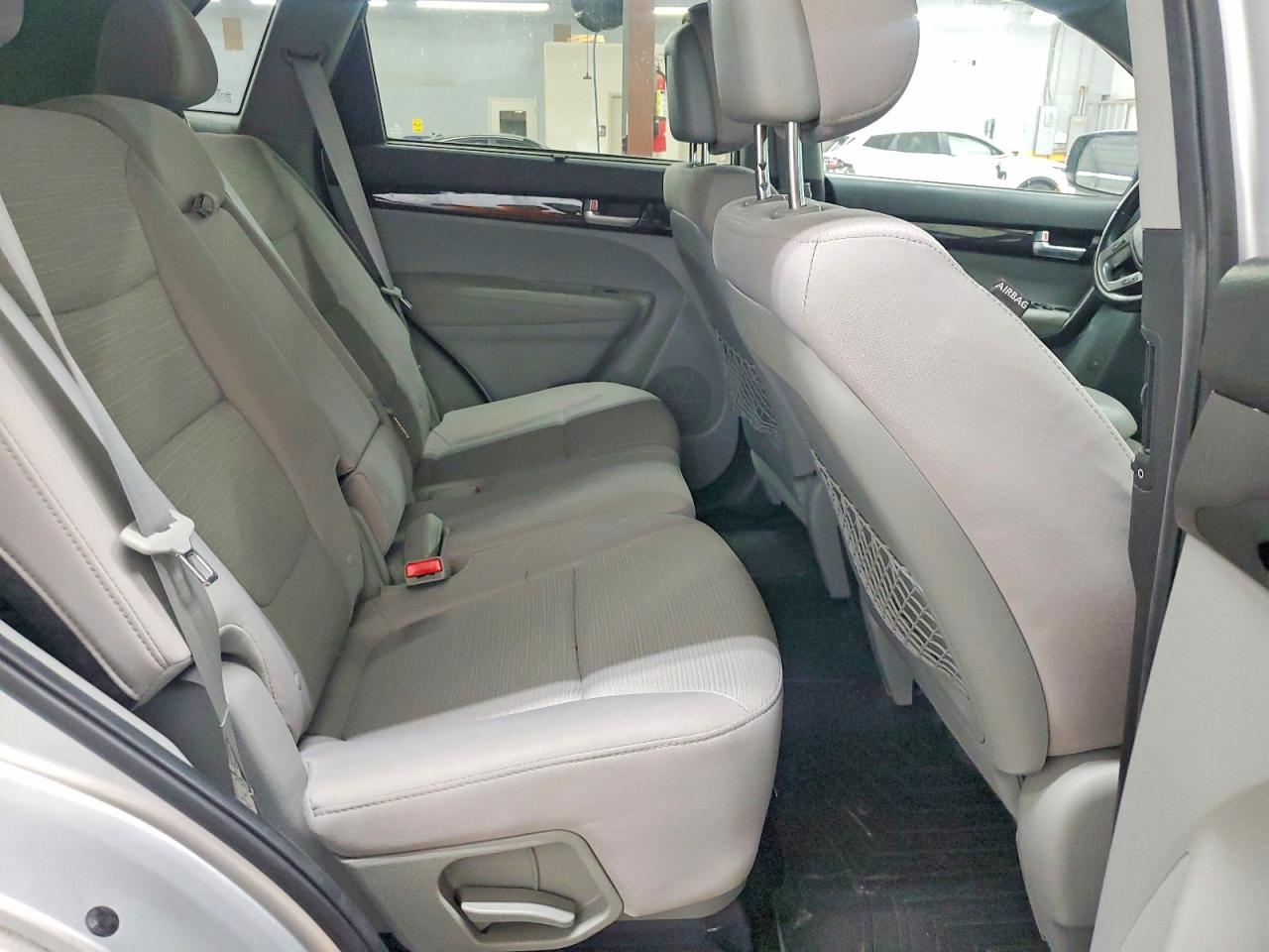 2014 Kia Sorento Lx Silver vin: 5XYKT4A6XEG519424