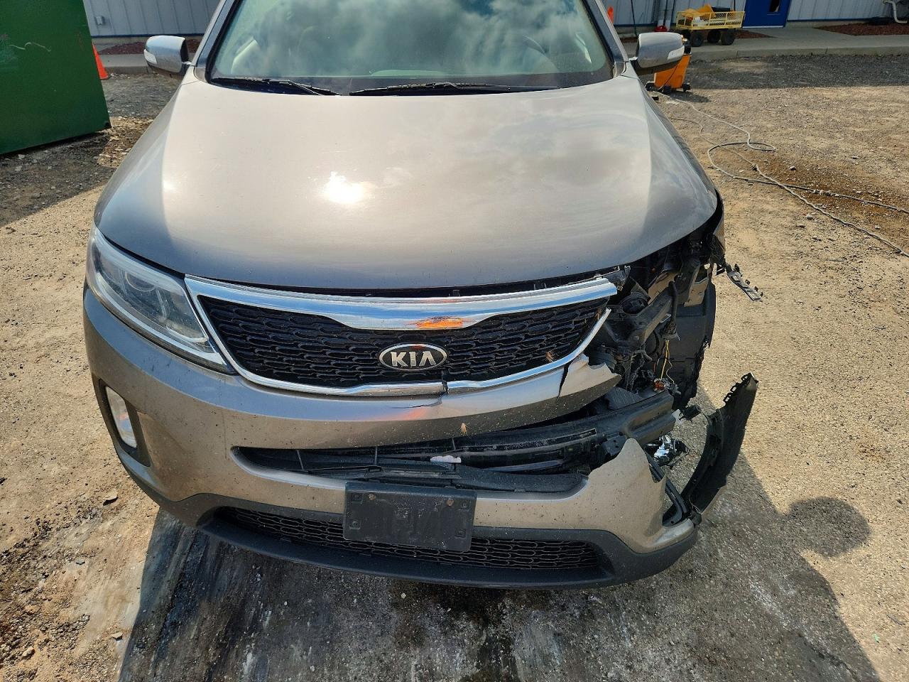 2015 Kia Sorento Lx Tan vin: 5XYKT4A72FG582477