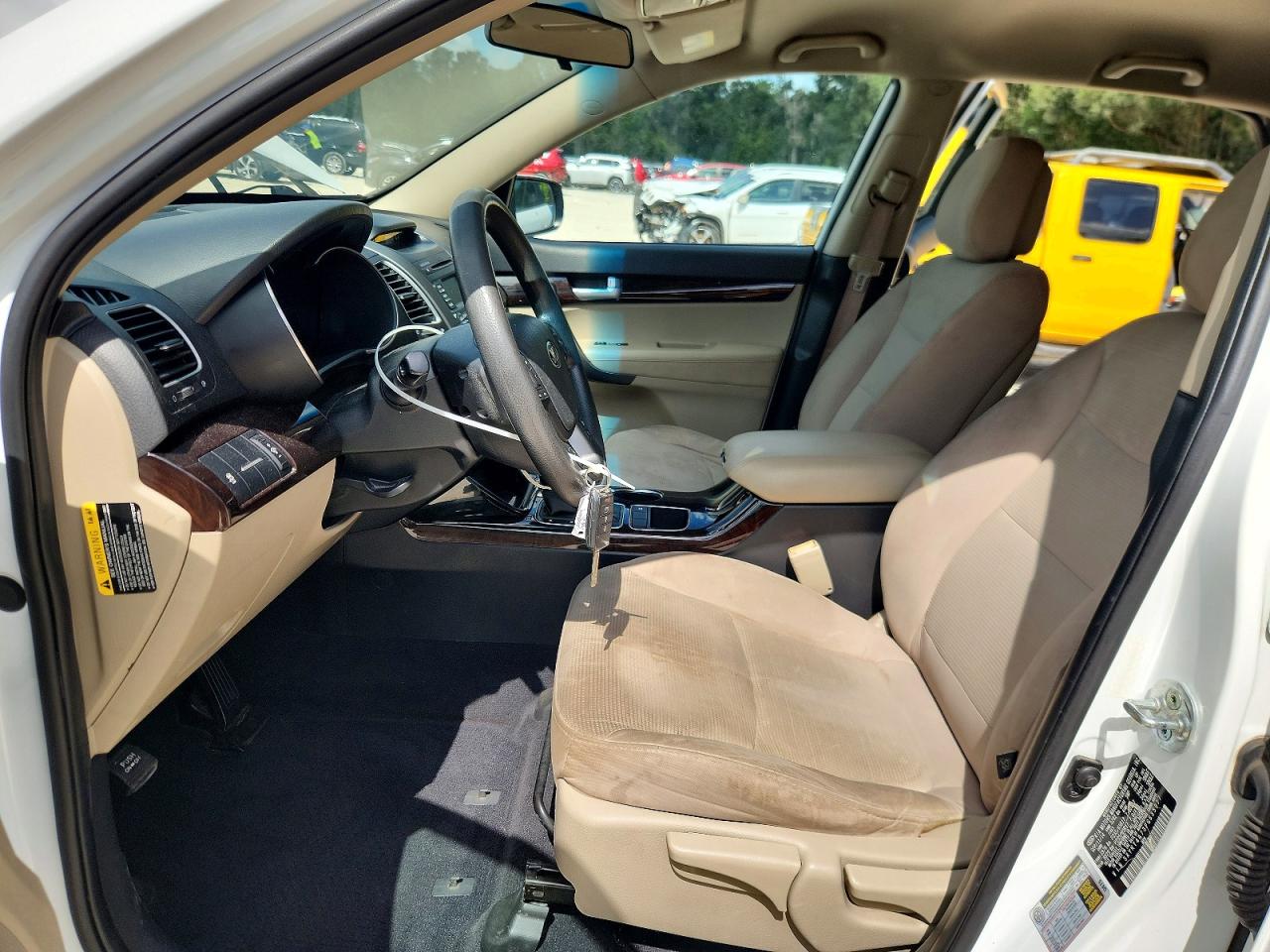 2015 Kia Sorento Lx White vin: 5XYKT4A73FG635977
