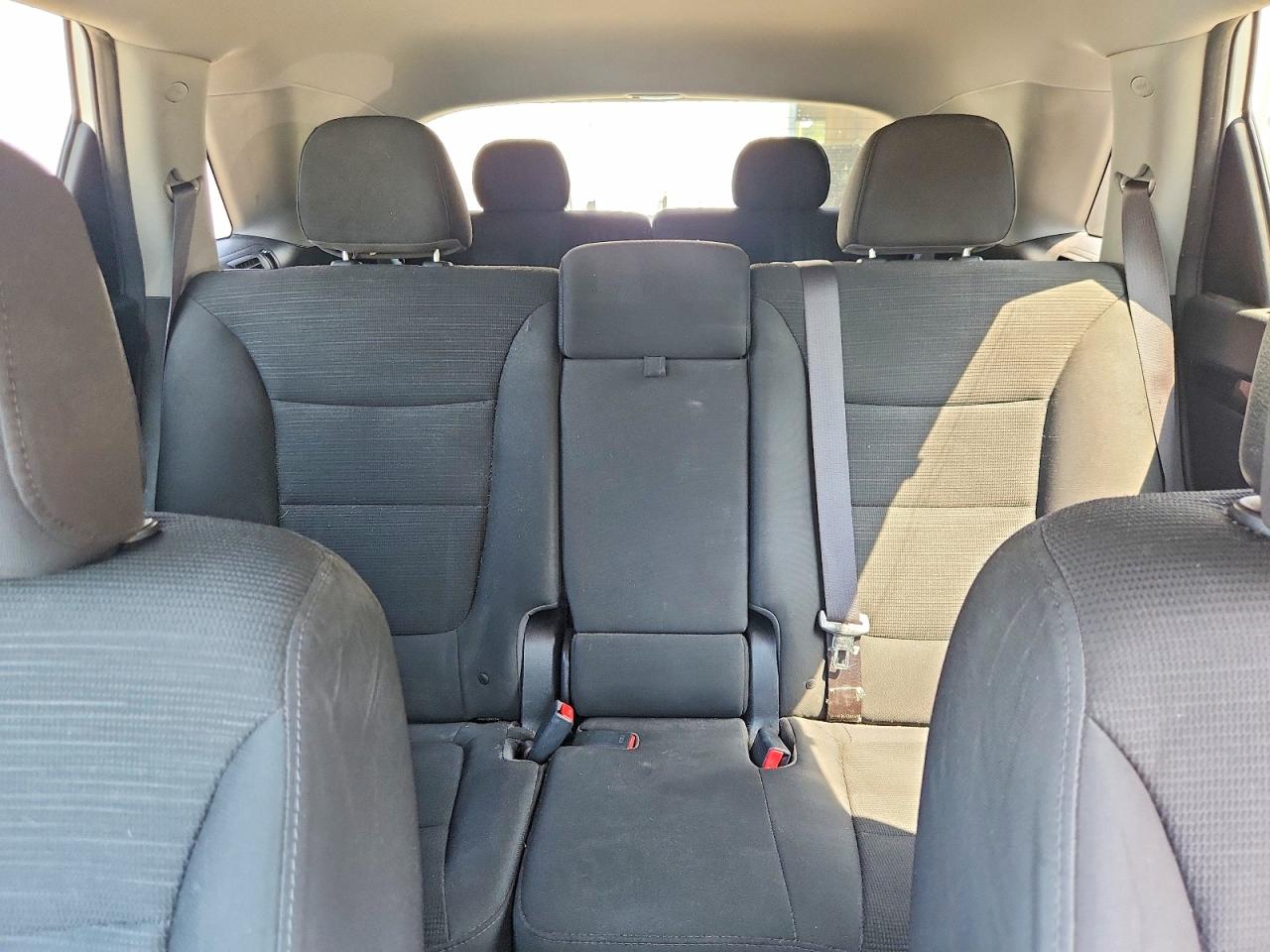 2015 Kia Sorento Lx White vin: 5XYKT4A74FG612868