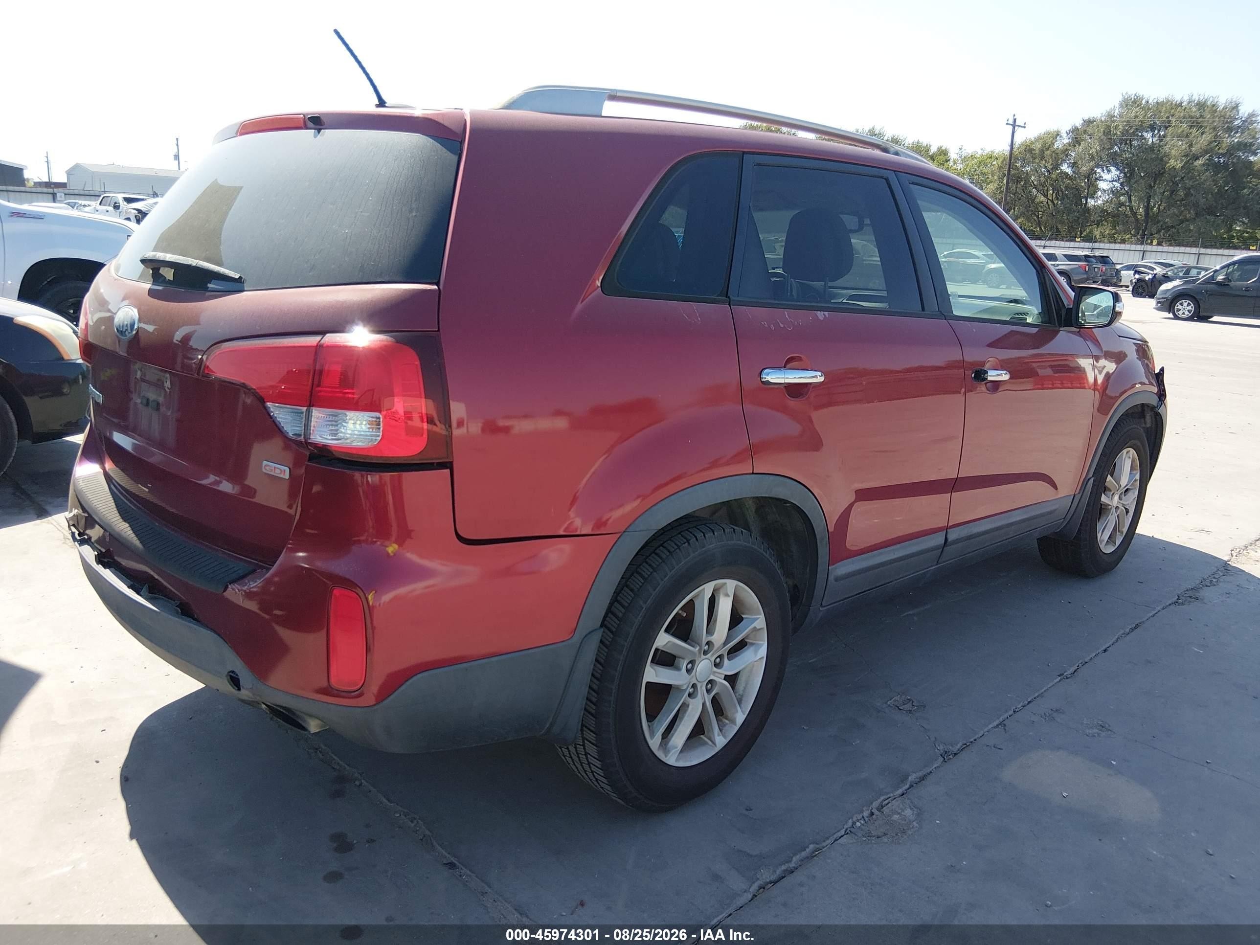 2015 Kia Sorento Lx V6 Red vin: 5XYKT4A76FG551703