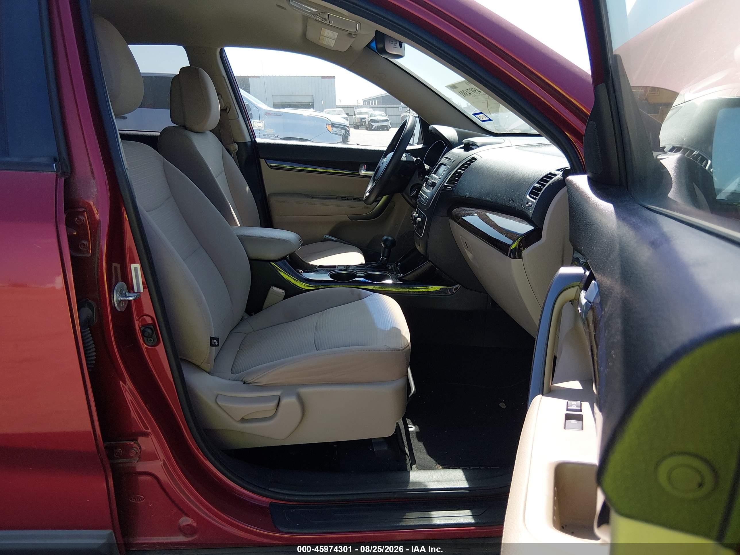 2015 Kia Sorento Lx V6 Red vin: 5XYKT4A76FG551703