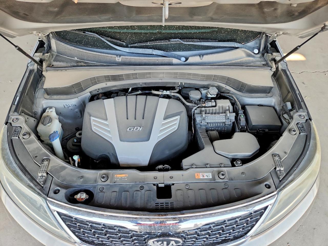 2014 Kia Sorento Lx Серый vin: 5XYKT4A77EG502167