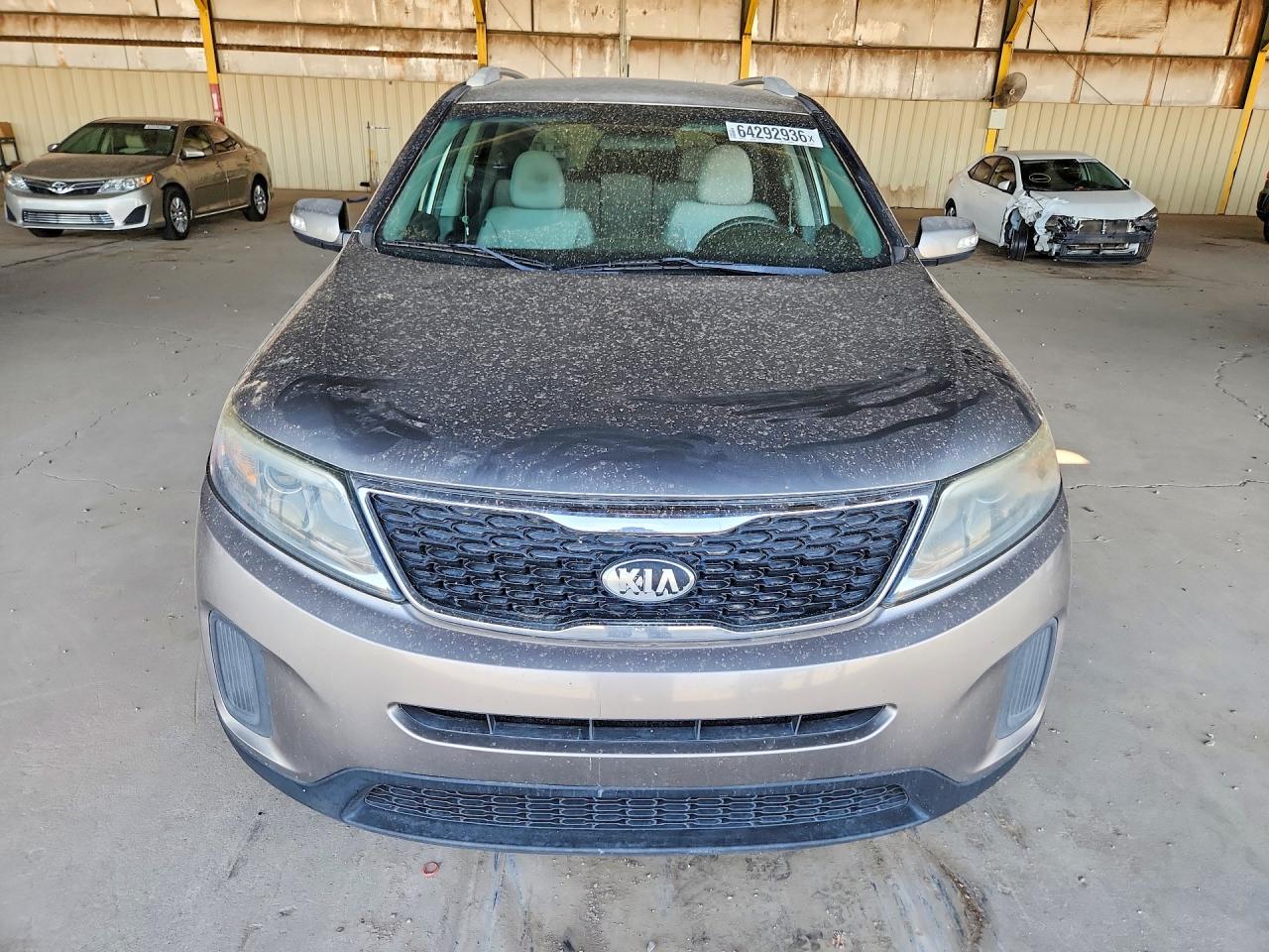 2014 Kia Sorento Lx Серый vin: 5XYKT4A77EG502167