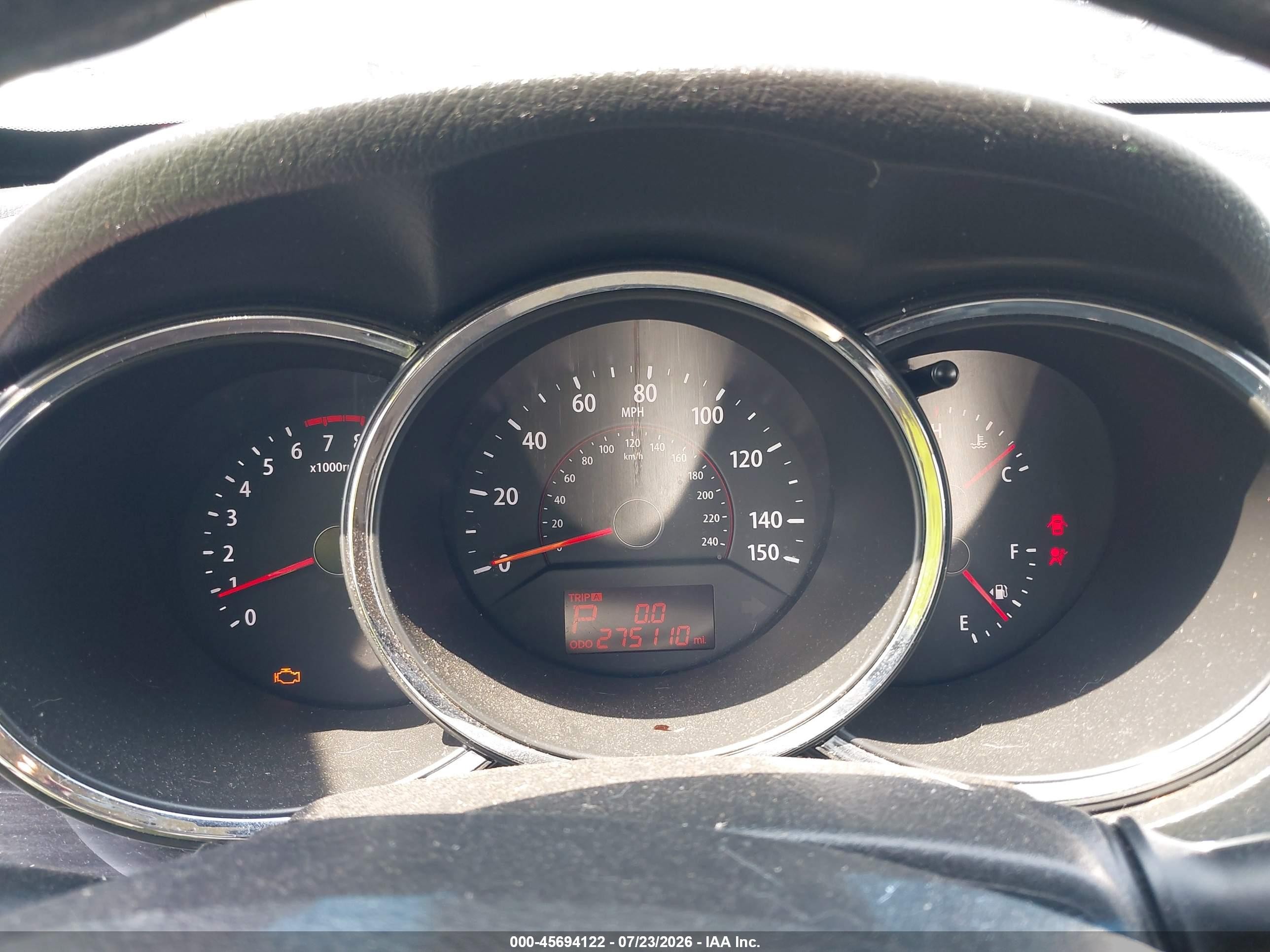 2011 Kia Sorento Lx White vin: 5XYKTCA10BG011747