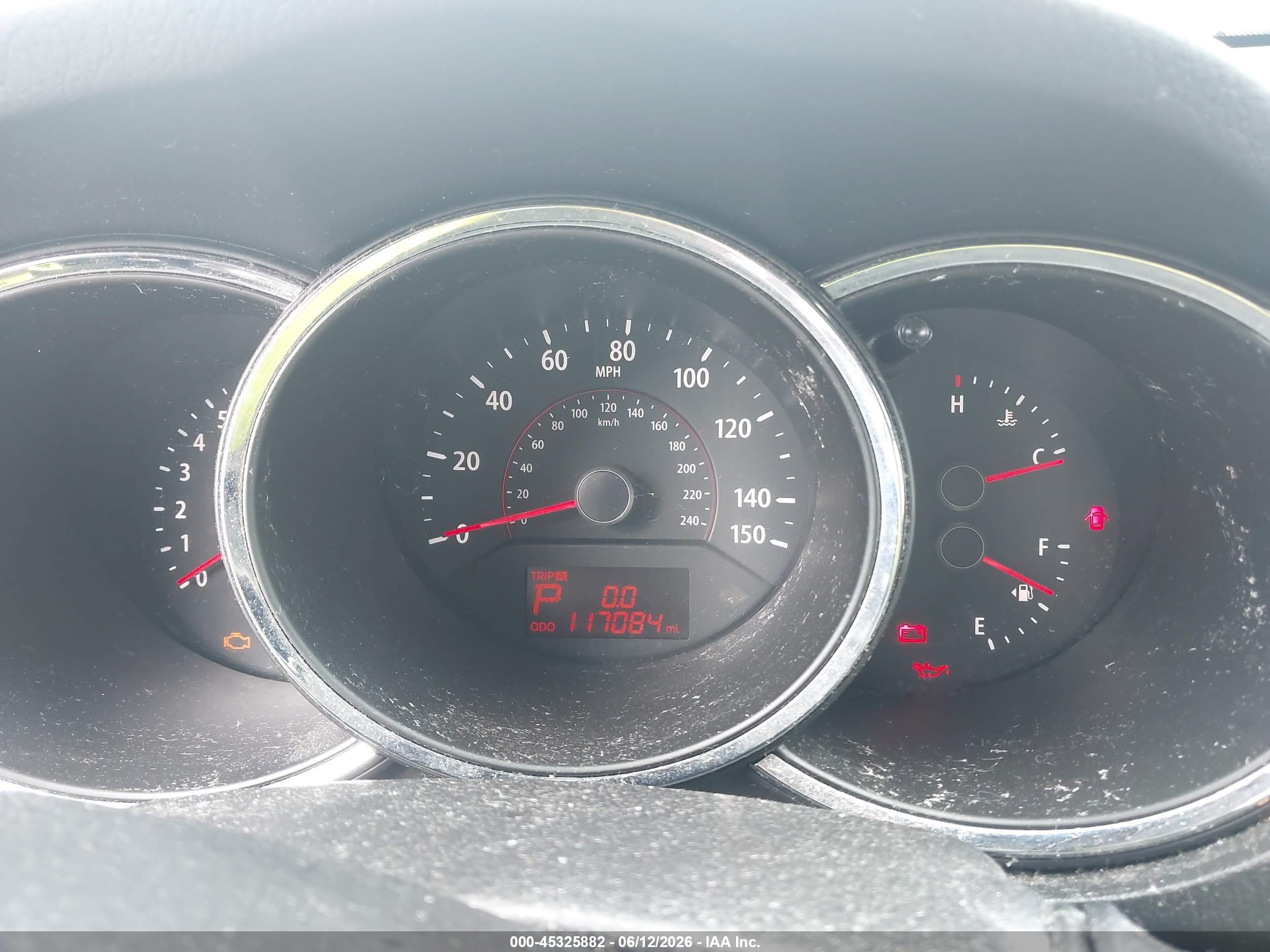 2011 Kia Sorento Lx Silver vin: 5XYKTCA10BG014809