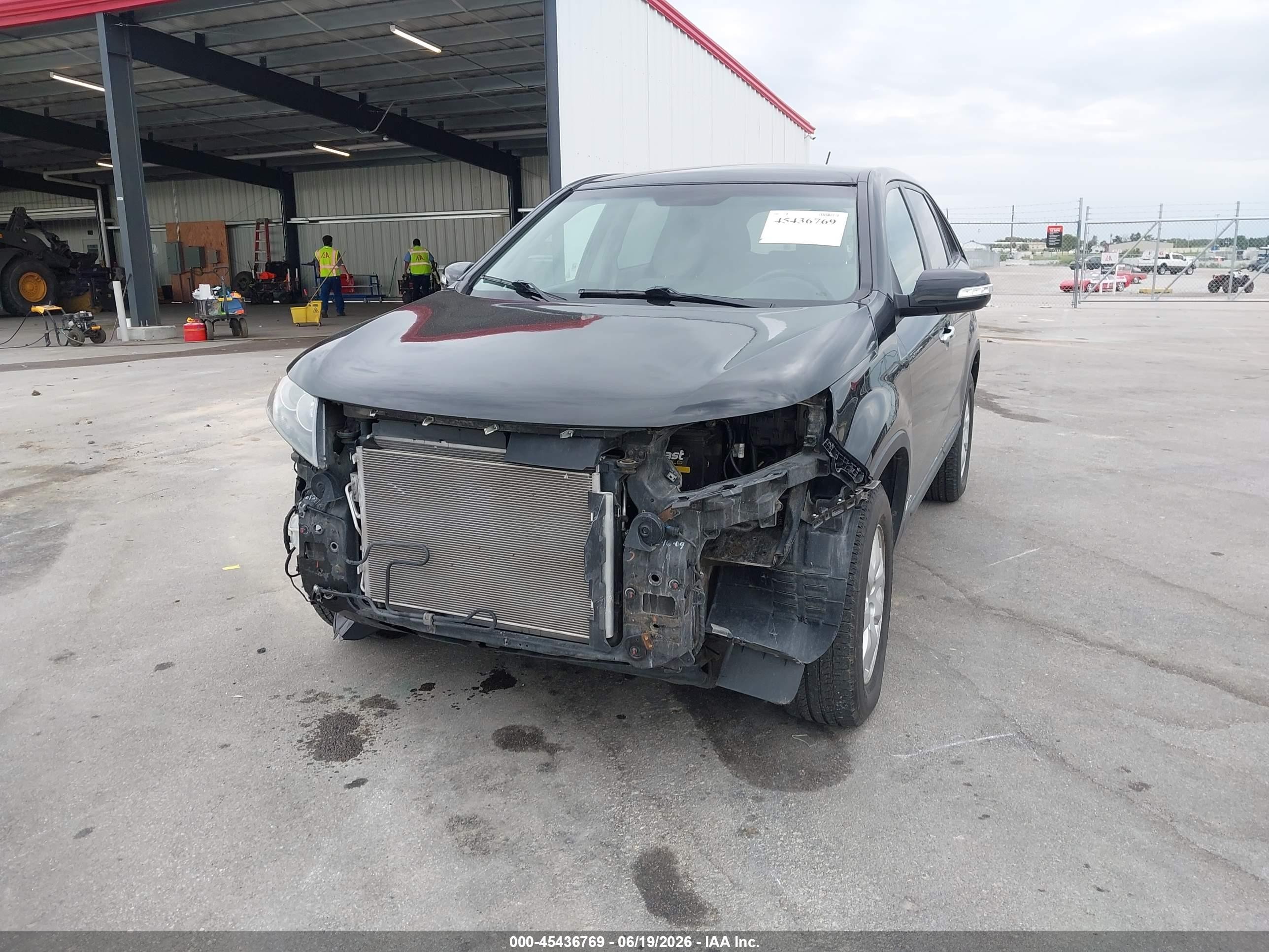 2011 Kia Sorento Lx Black vin: 5XYKTCA10BG015023