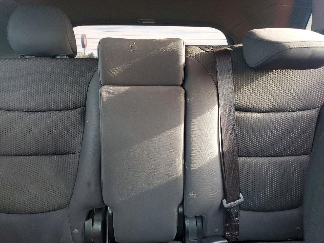 2011 Kia Sorento Lx Burgundy vin: 5XYKTCA12BG114670