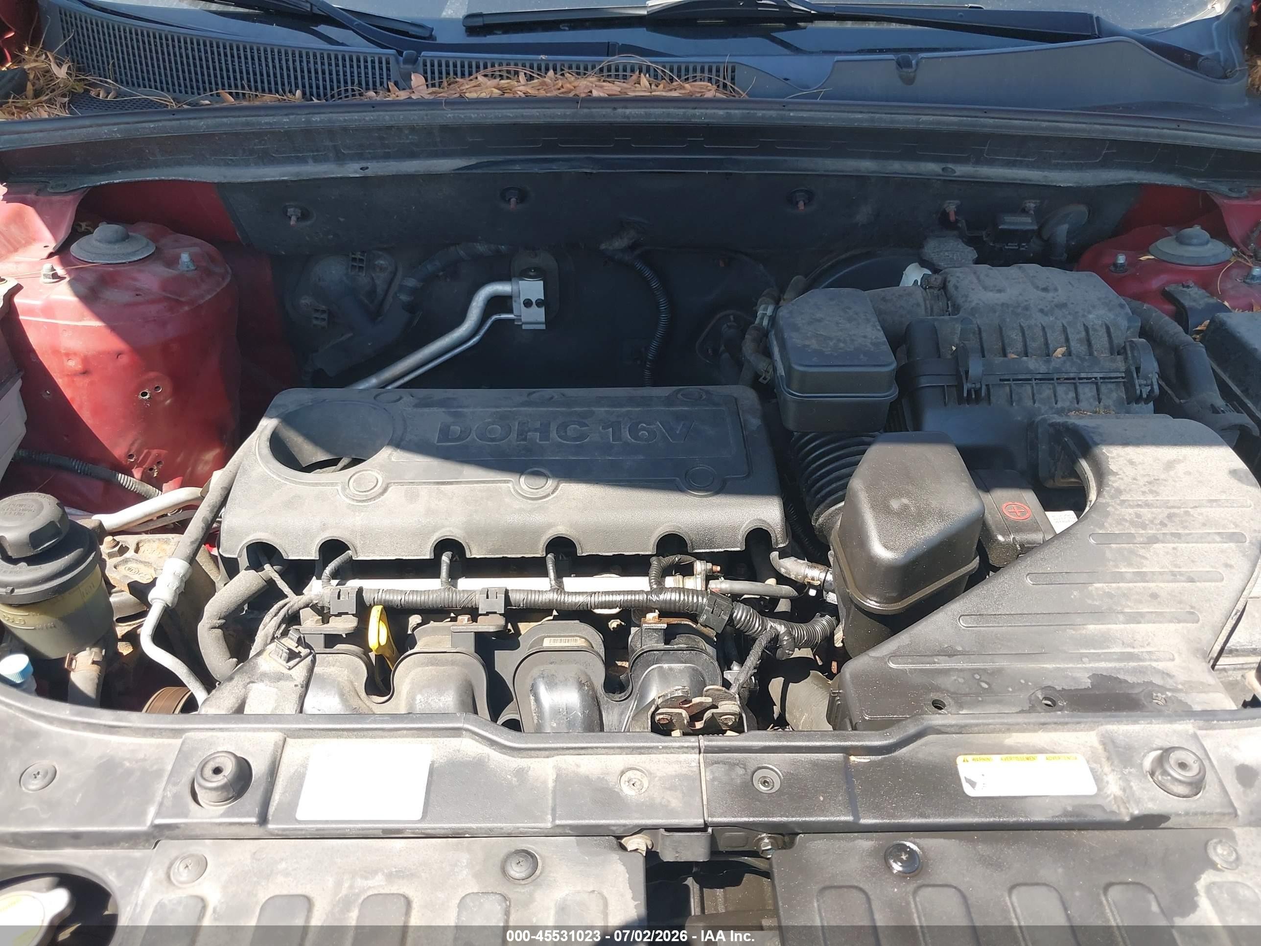 2011 Kia Sorento Lx Красный vin: 5XYKTCA13BG016702
