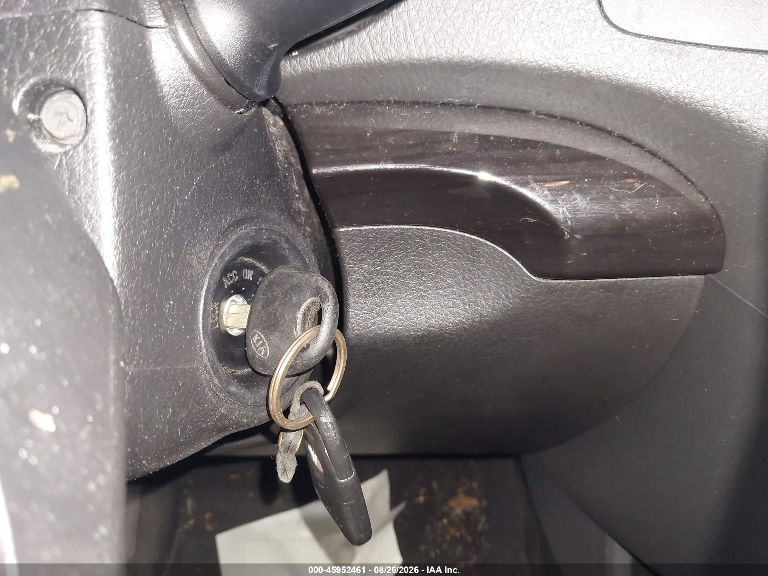2011 Kia Sorento Lx Silver vin: 5XYKTCA14BG003473