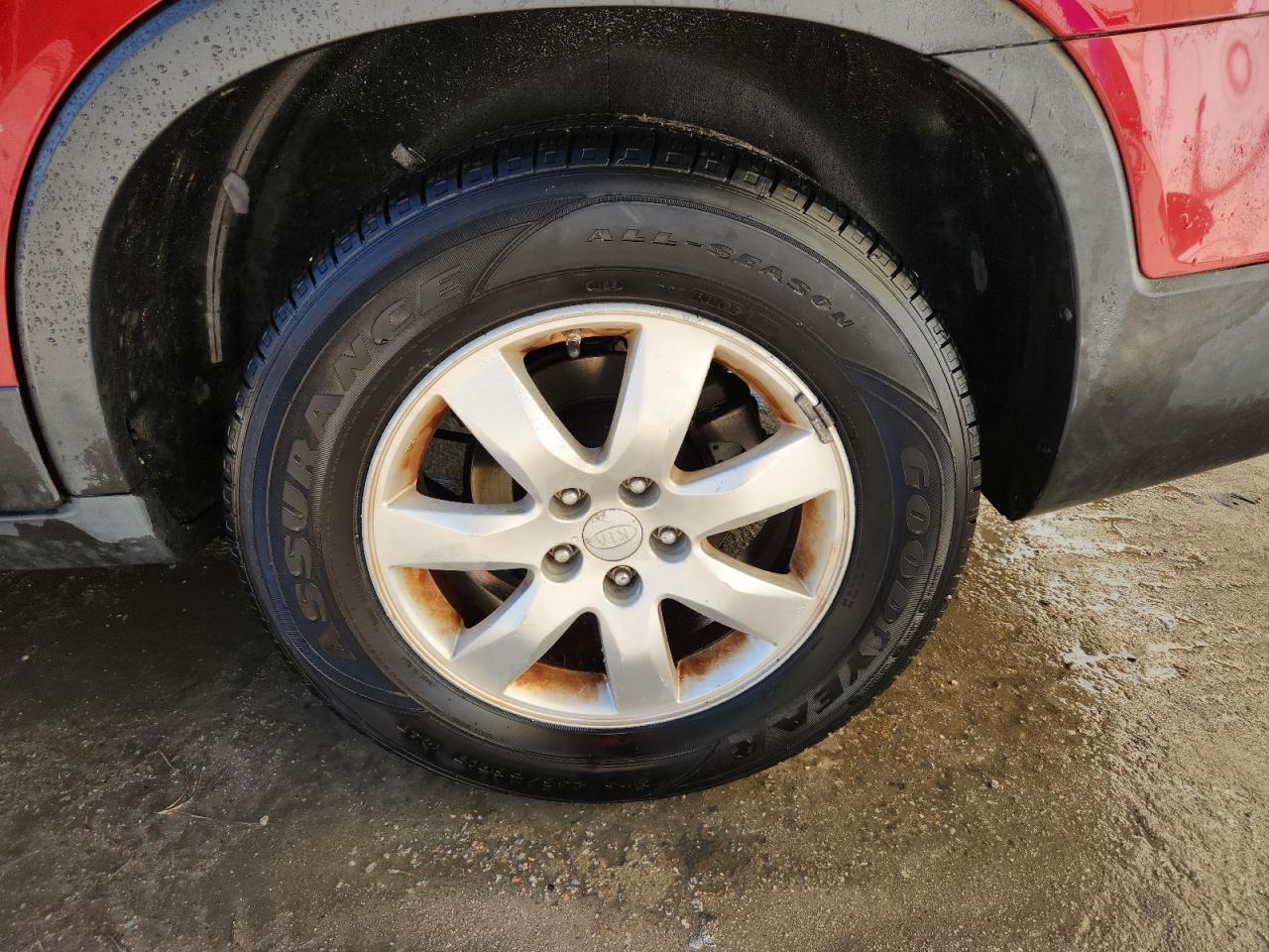 2011 Kia Sorento Lx Burgundy vin: 5XYKTCA14BG005336 Damage: Left Rear Wheel, Curb Rash, > 12 Inches