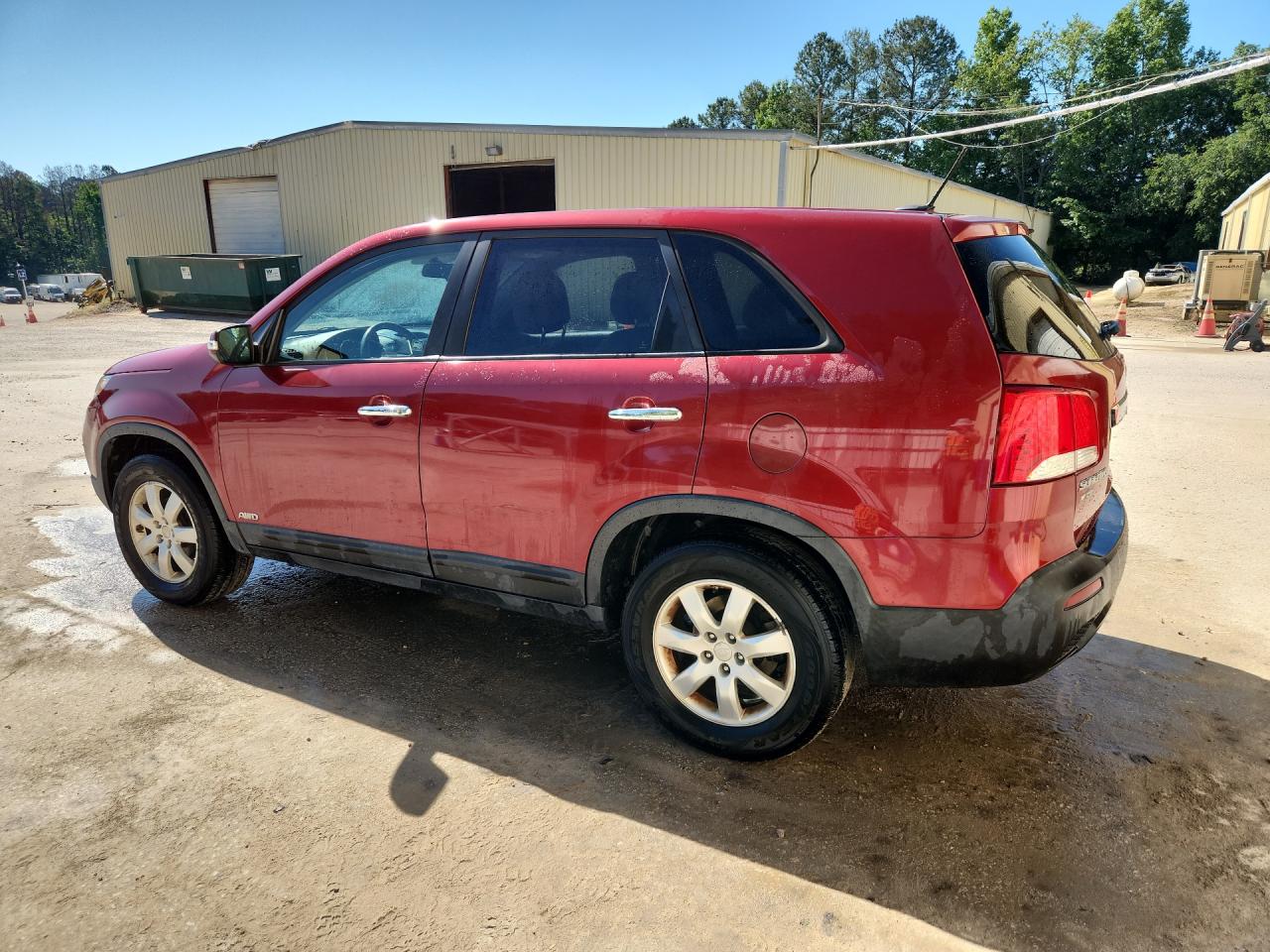 2011 Kia Sorento Lx Burgundy vin: 5XYKTCA14BG005336 Damage: Left Front Door, Dent(S) W/No Paint Dmg, Pdr-1 Dent