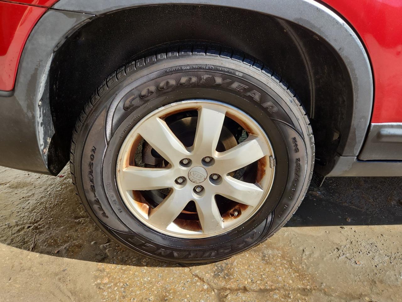 2011 Kia Sorento Lx Burgundy vin: 5XYKTCA14BG005336 Damage: Right Rear Wheel, Curb Rash, 4 To 5 Inches