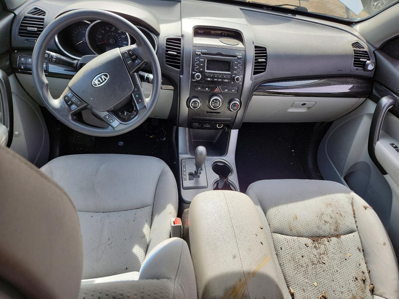 2011 Kia Sorento Lx Silver vin: 5XYKTCA16BG010649