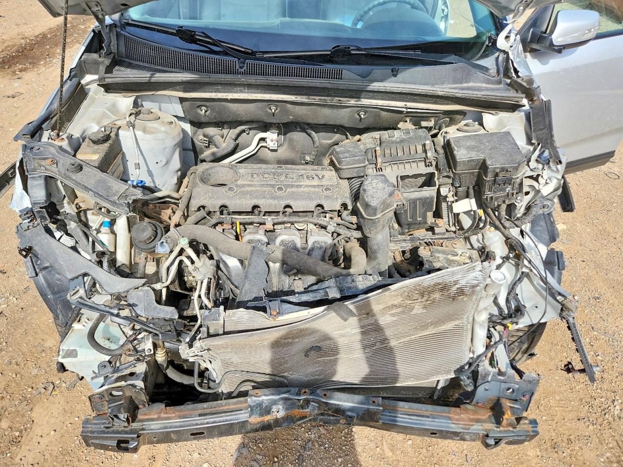 2011 Kia Sorento Lx Silver vin: 5XYKTCA16BG010649