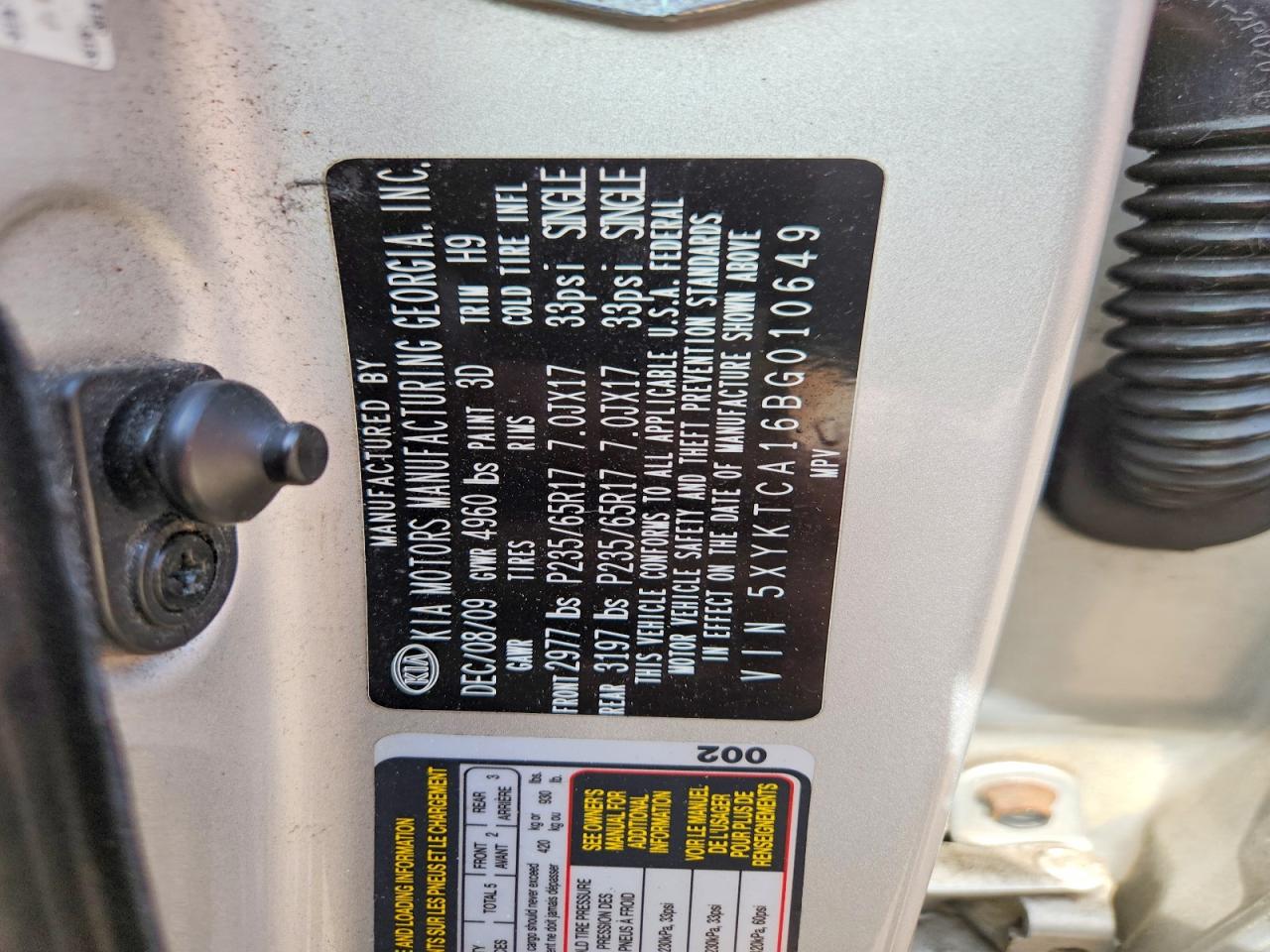 2011 Kia Sorento Lx Silver vin: 5XYKTCA16BG010649