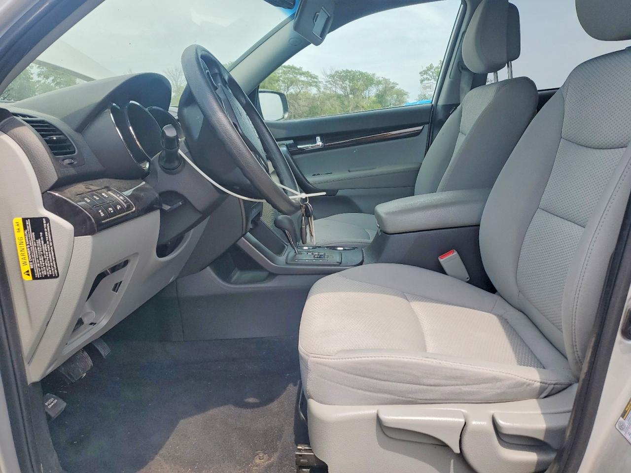 2011 Kia Sorento Lx Silver vin: 5XYKTCA16BG103753