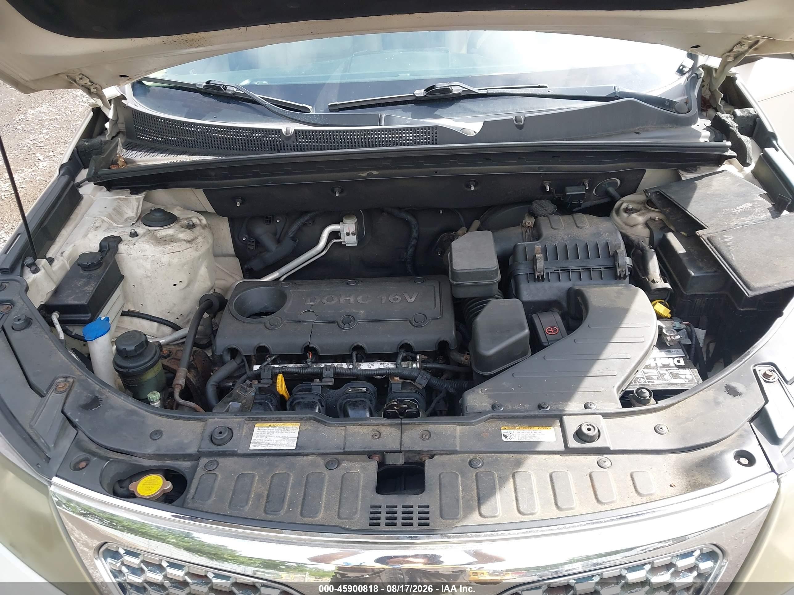 2011 Kia Sorento Lx White vin: 5XYKTCA17BG028450