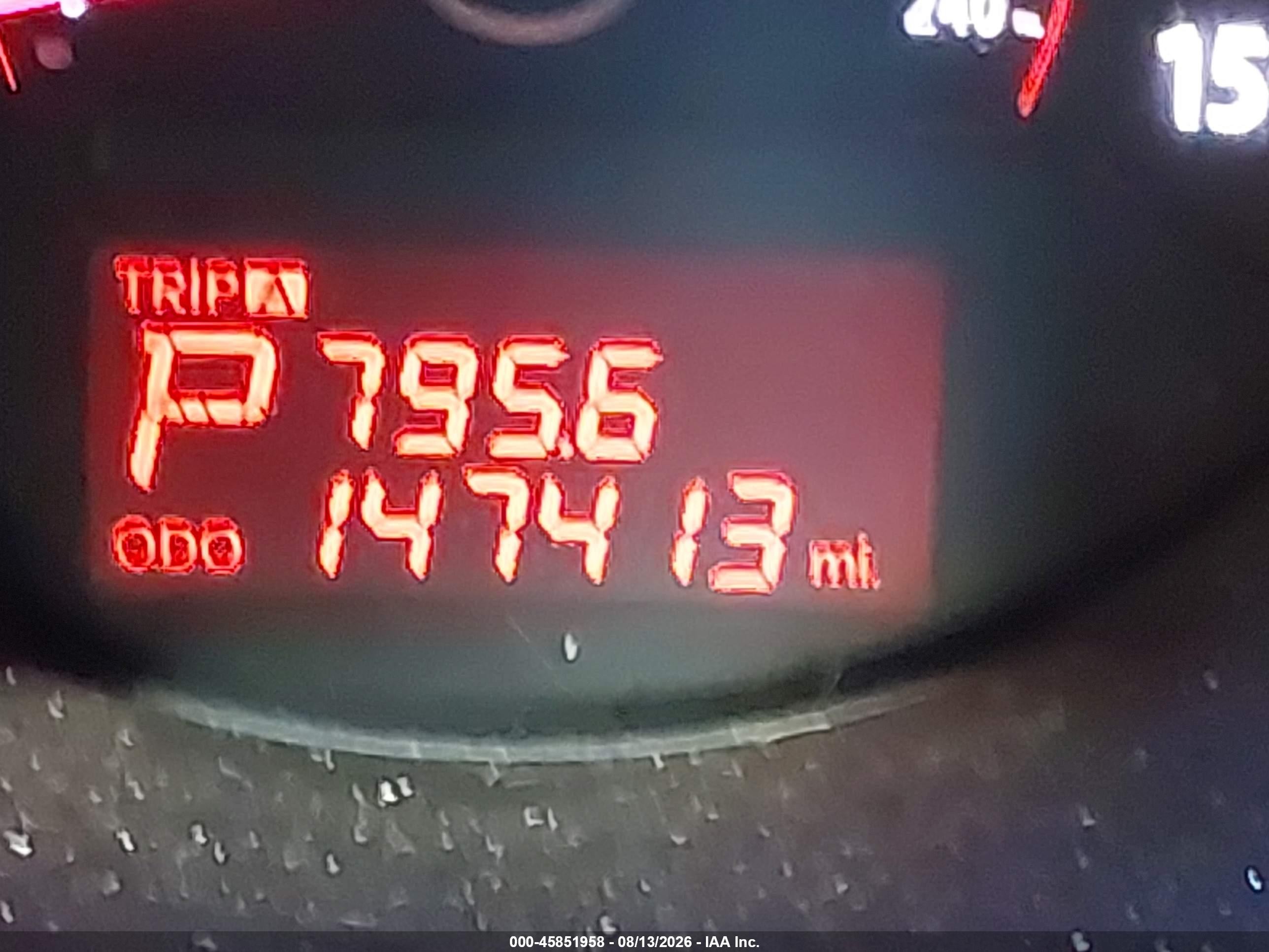 2011 Kia Sorento Lx Silver vin: 5XYKTCA17BG047788