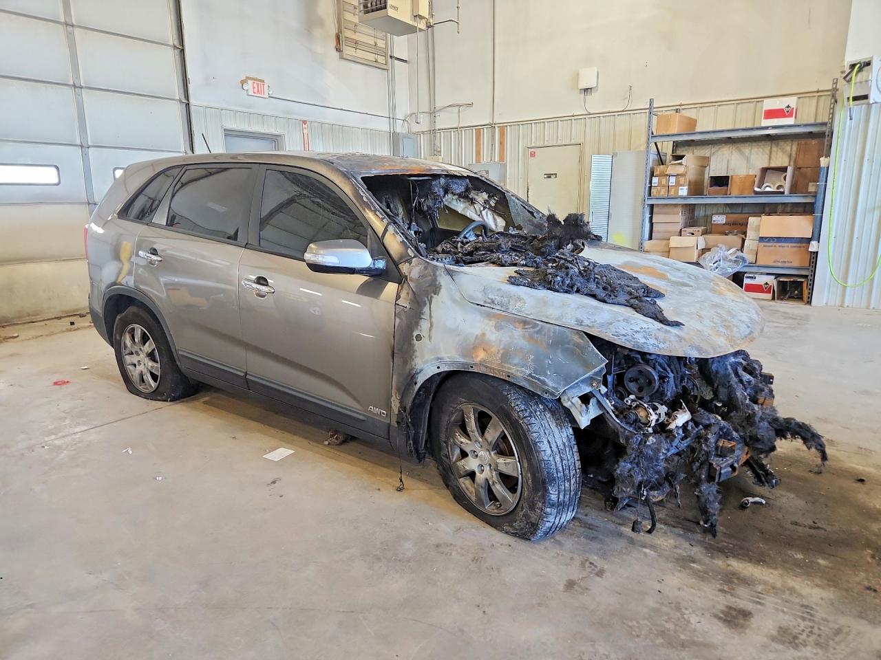 2011 Kia Sorento Lx Gray vin: 5XYKTCA19BG019457