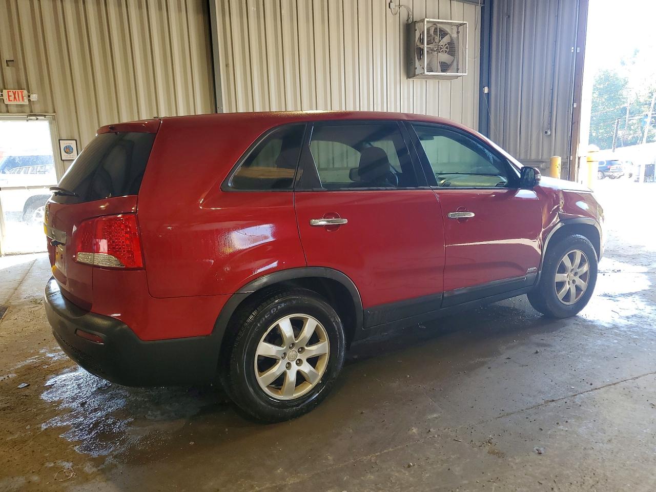2011 Kia Sorento Lx Burgundy vin: 5XYKTCA1XBG054038