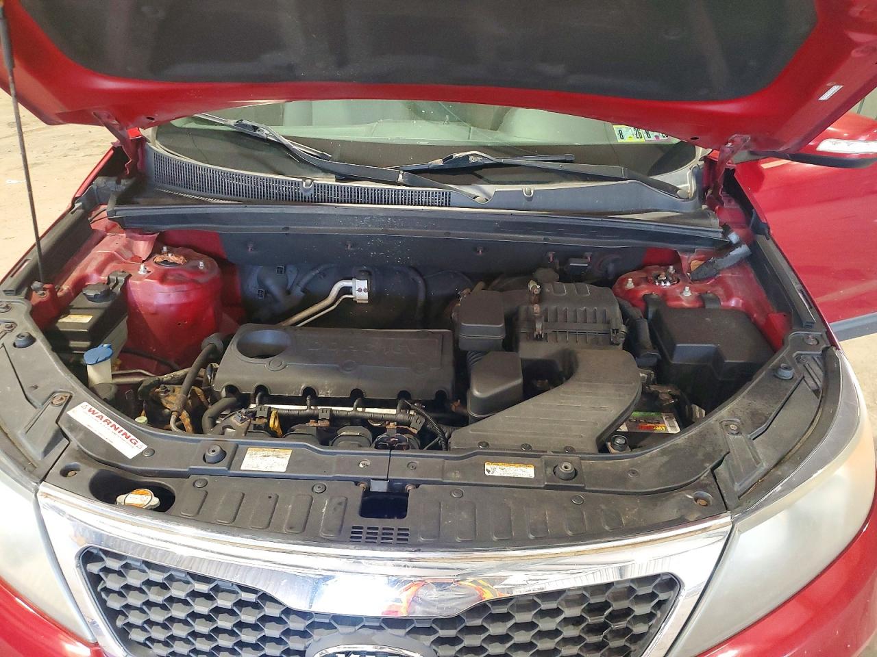 2011 Kia Sorento Lx Burgundy vin: 5XYKTCA1XBG054038
