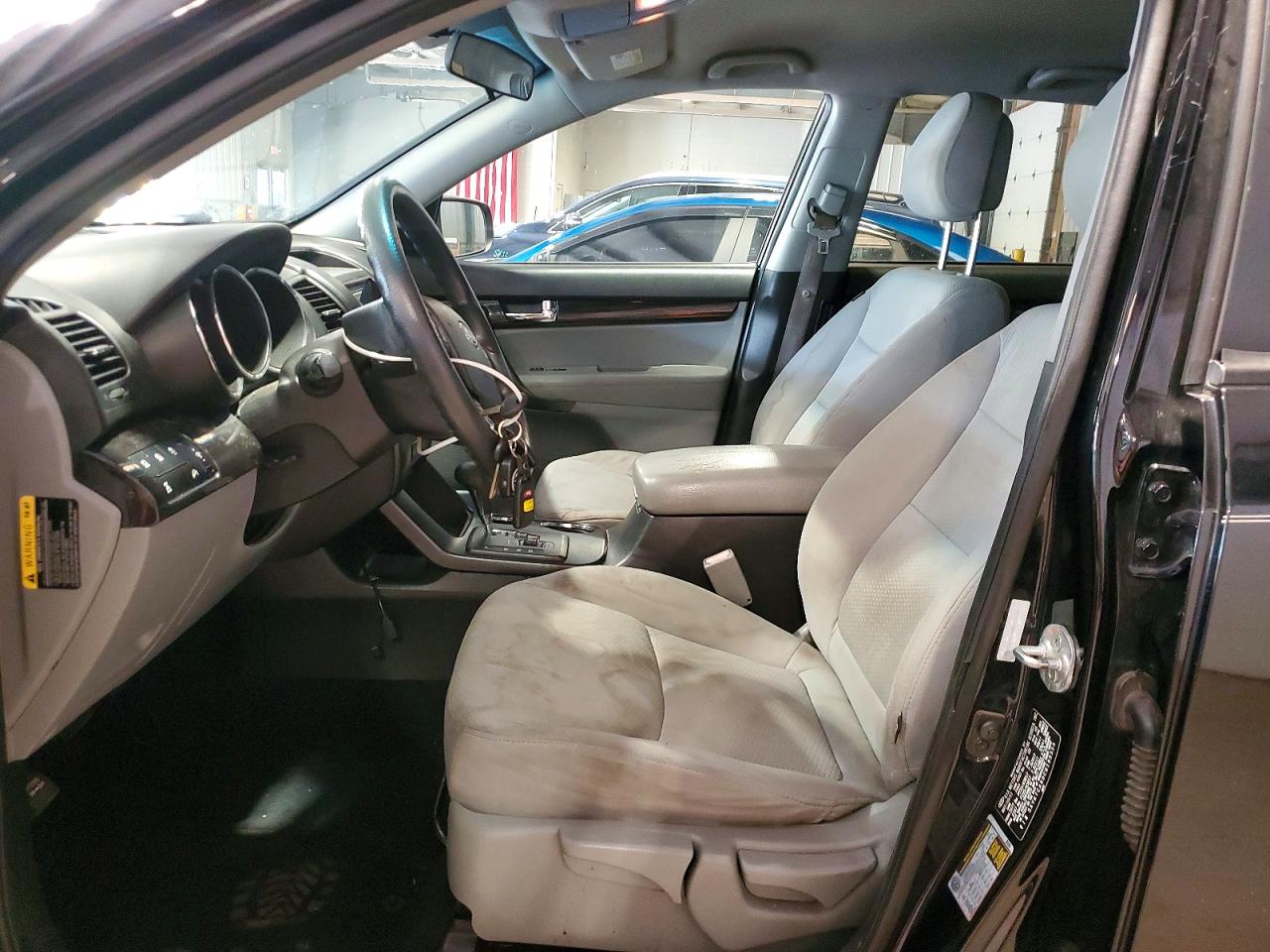 2012 Kia Sorento Lx Черный vin: 5XYKTCA60CG195553